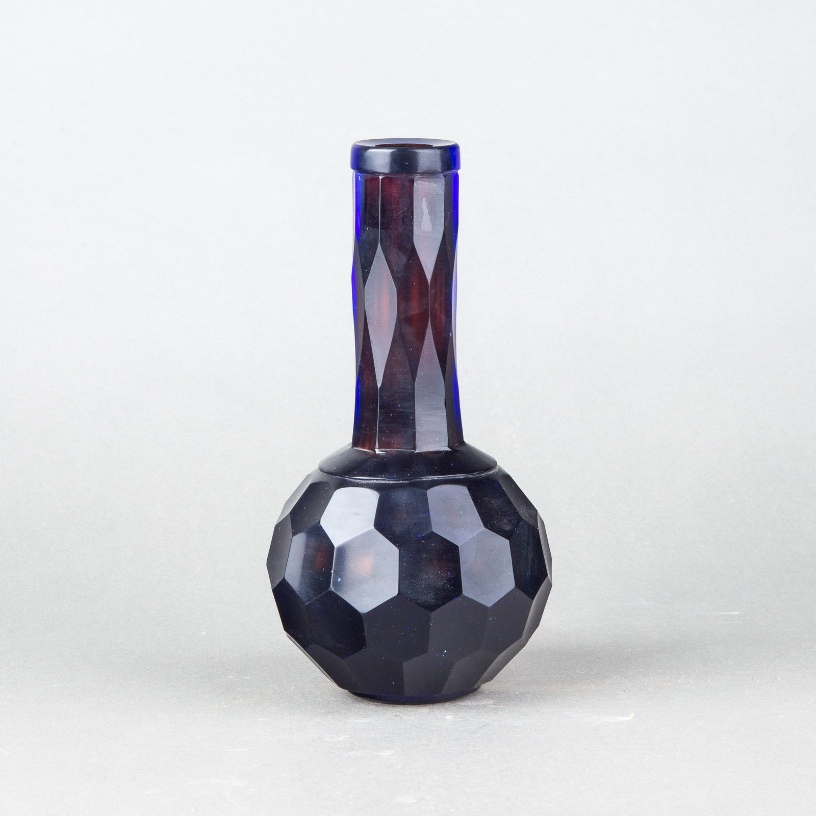 A PEKING GLASS VASE (1 of 3)