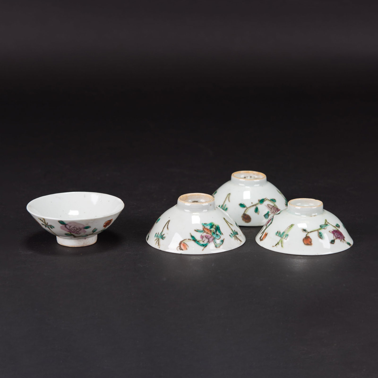 (LOT OF 4) GROUP OF FOUR CHINESE FAMILLE-ROSE 'FLORAL' BOWLS, REPUBLIC PERIOD (1 of 13)