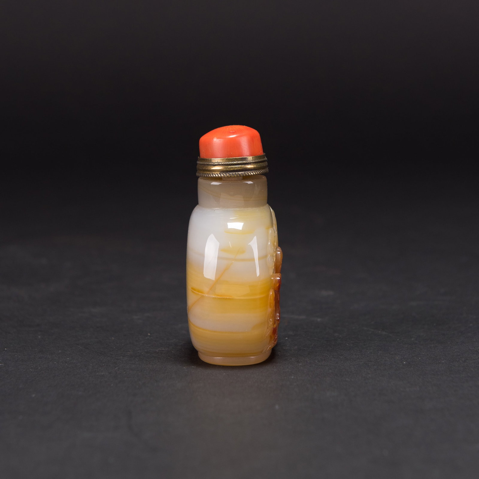 A CHINESE AGATE SNUFF BOTTLE - 3