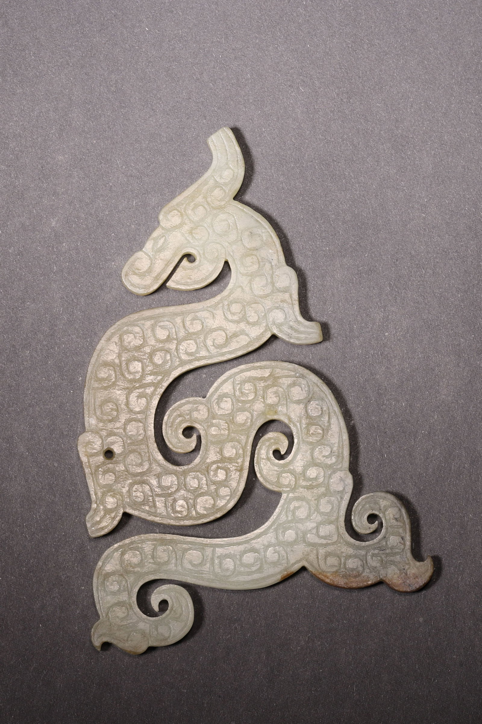 A JADE S-SHAPED DRAGON PENDANT (1 of 7)