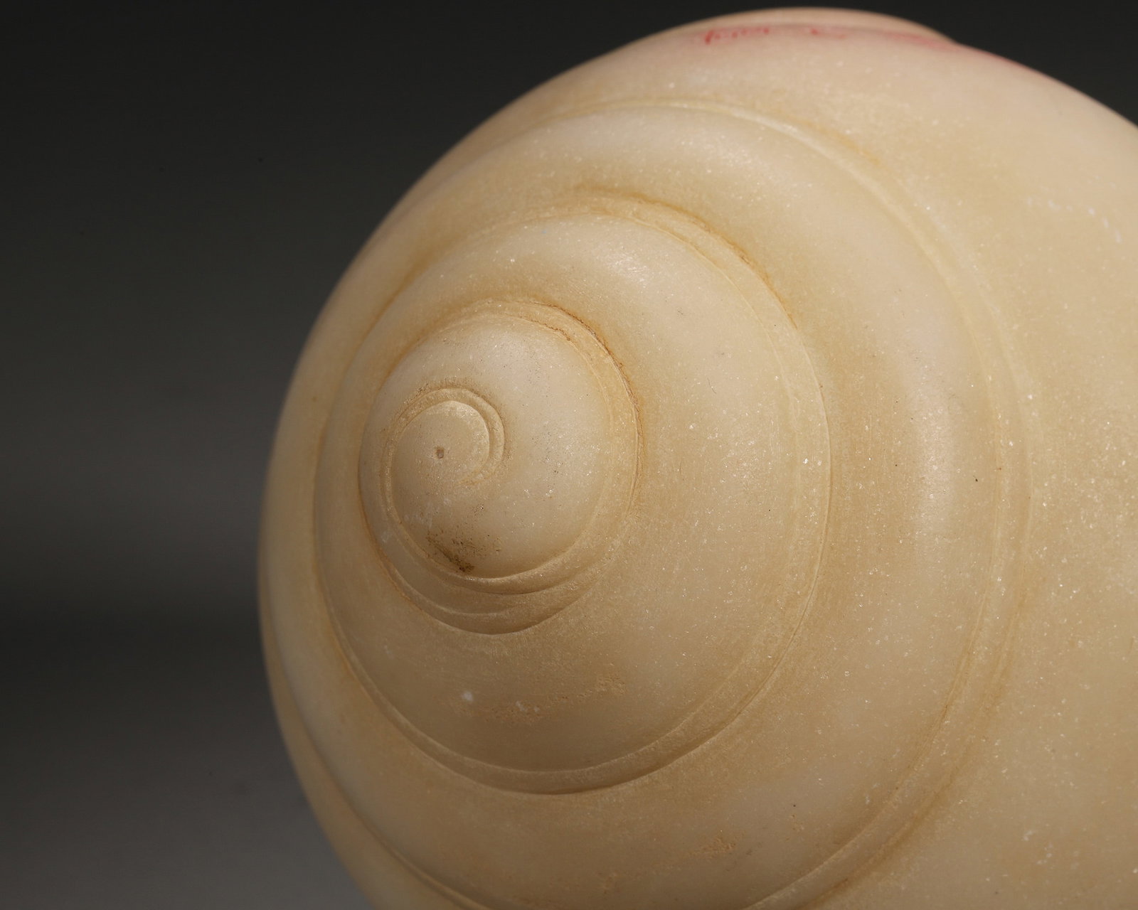 A WHITE JADE CONCH-FORM ORNAMENT - 7