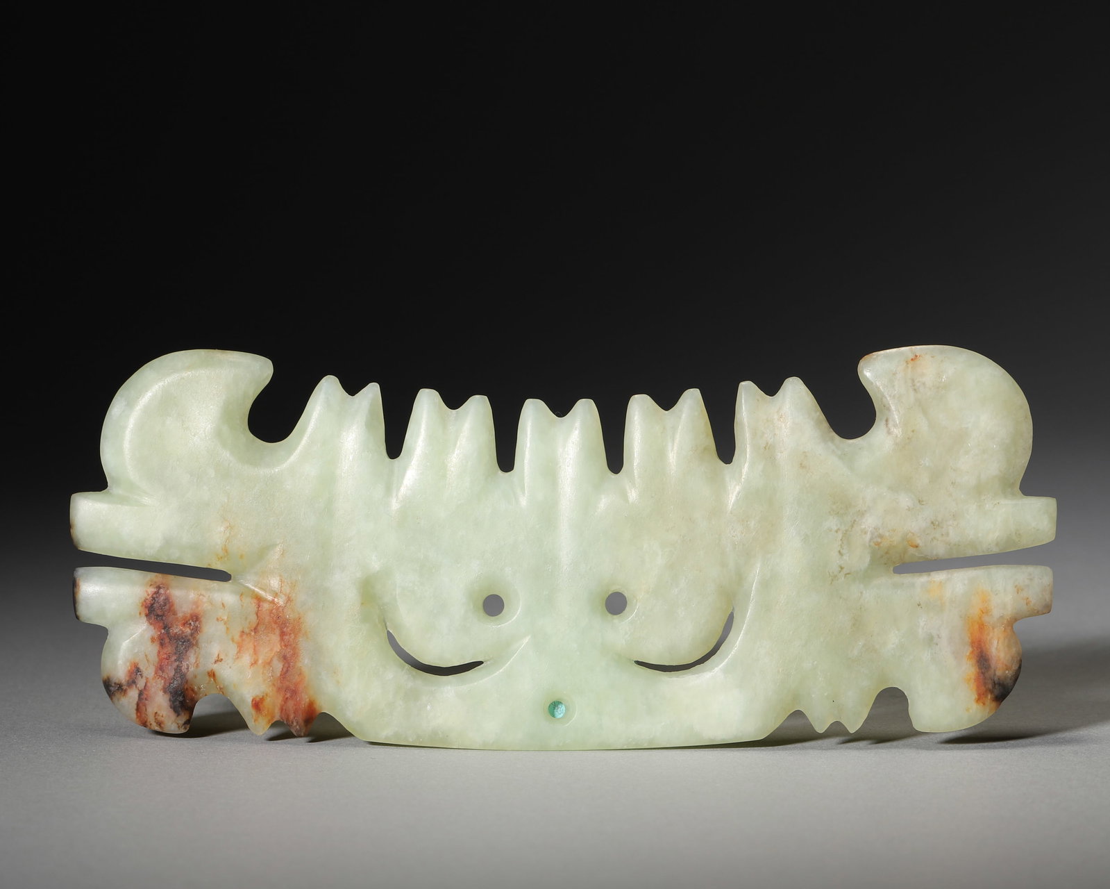 A JADE HOOKED-CLOUD PENDANT - 5