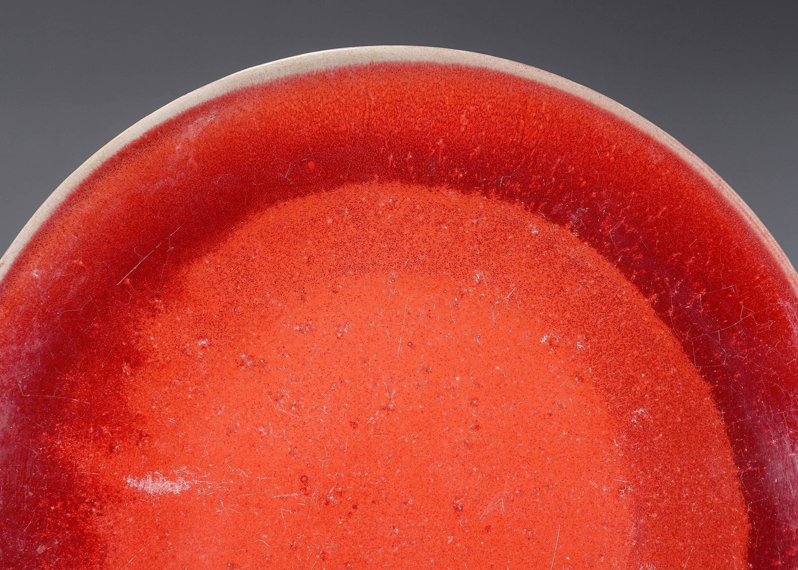 A LANGYAO-TYPE COPPER-RED-GLAZED DISH - 3