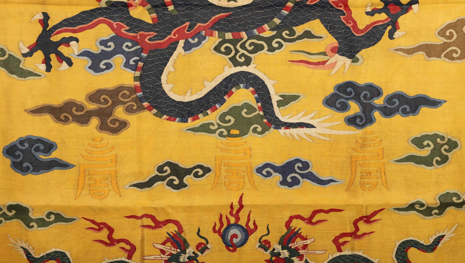 A KESI 'DRAGON' HANGING SCREEN - 6