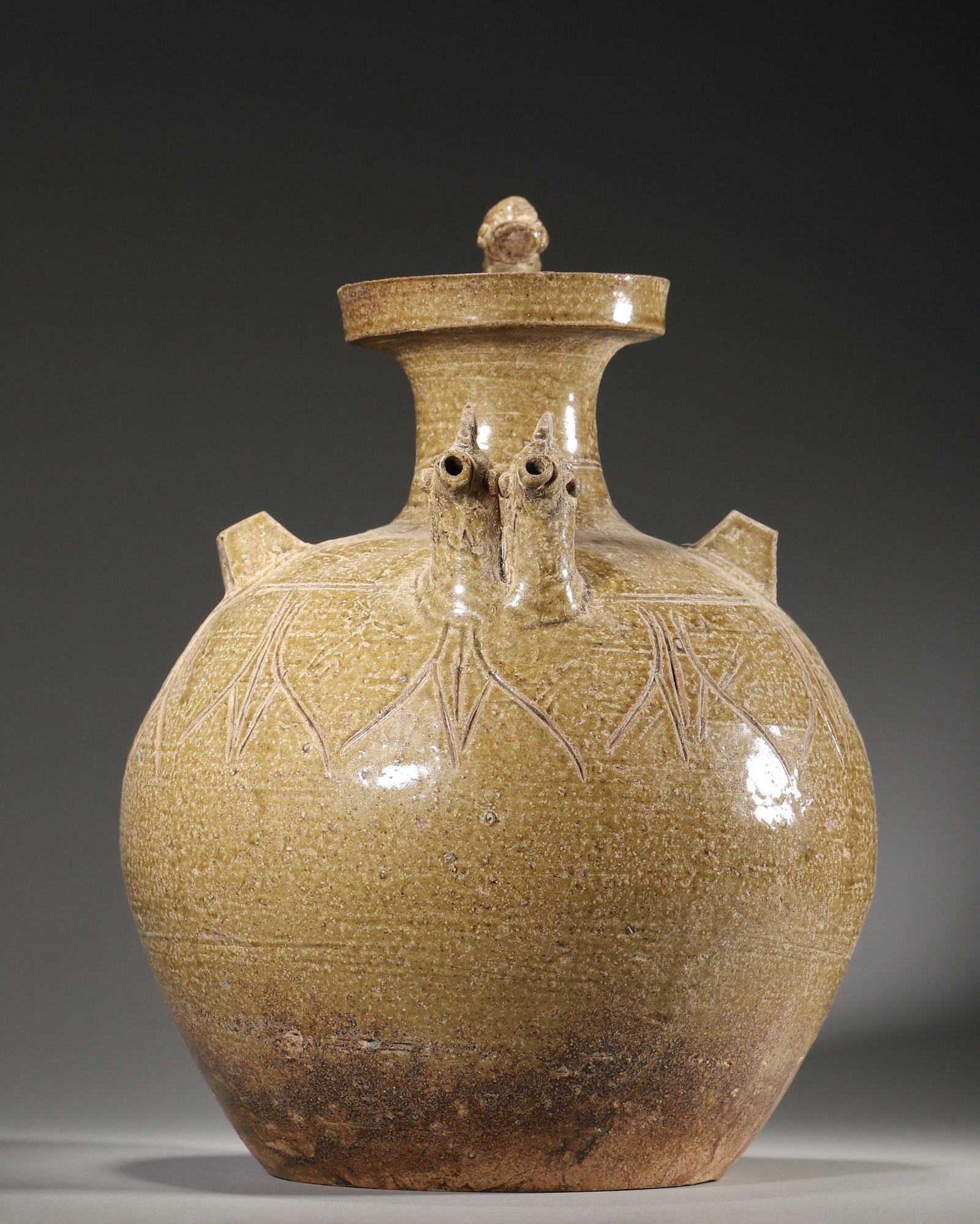 A GREEN-GLAZED EWER - 2