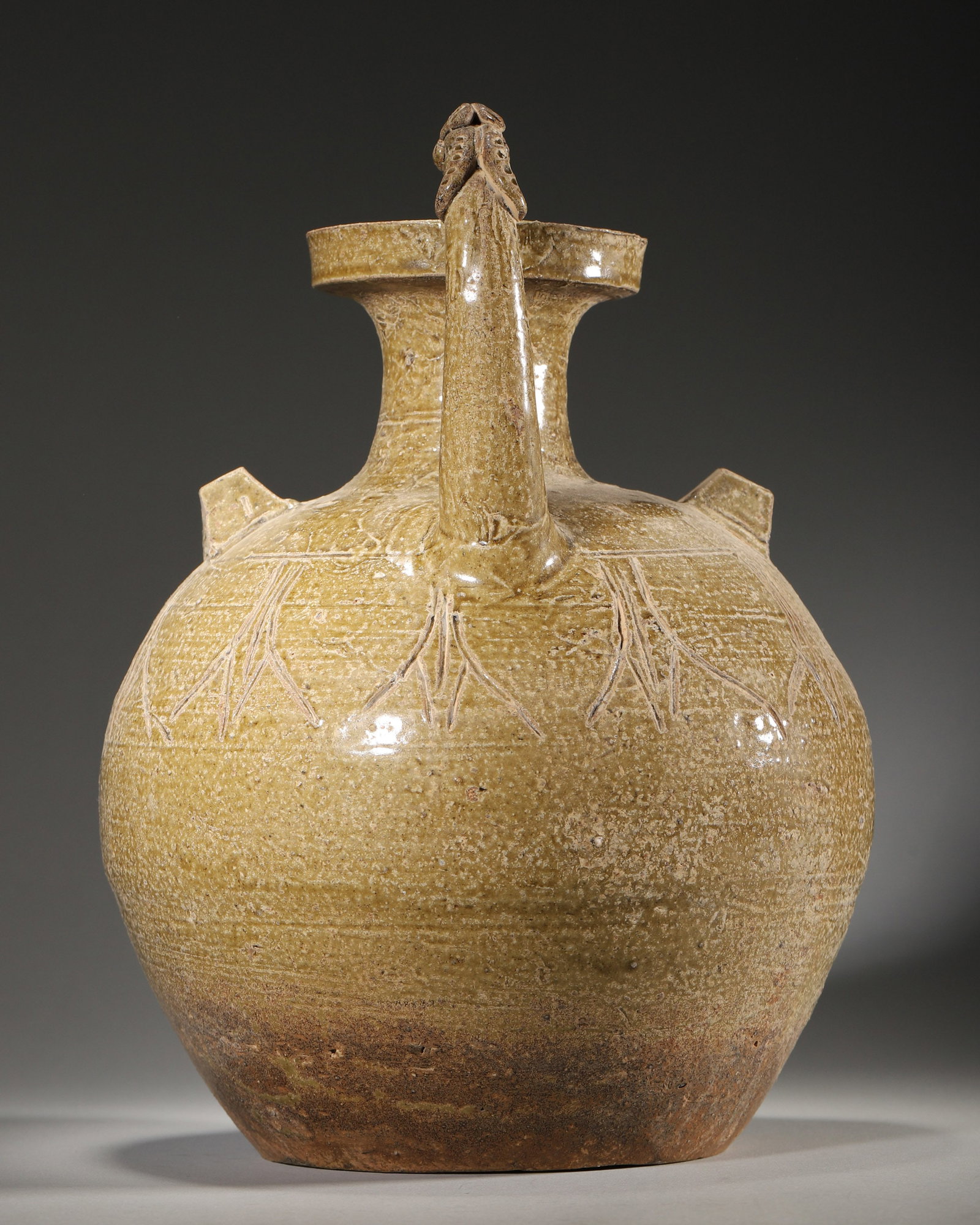 A GREEN-GLAZED EWER - 4