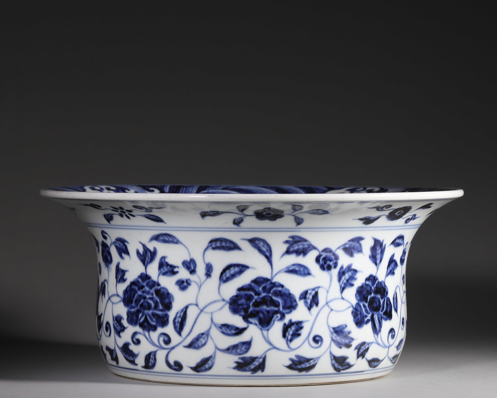 A BLUE-AND-WHITE FLORAL WASHER (1 of 11)
