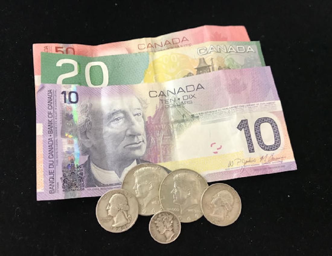 MIXED LOT INCLUDING 1964 AND 1966 KENNEDY HALF DOLLARS, (1 of 1)