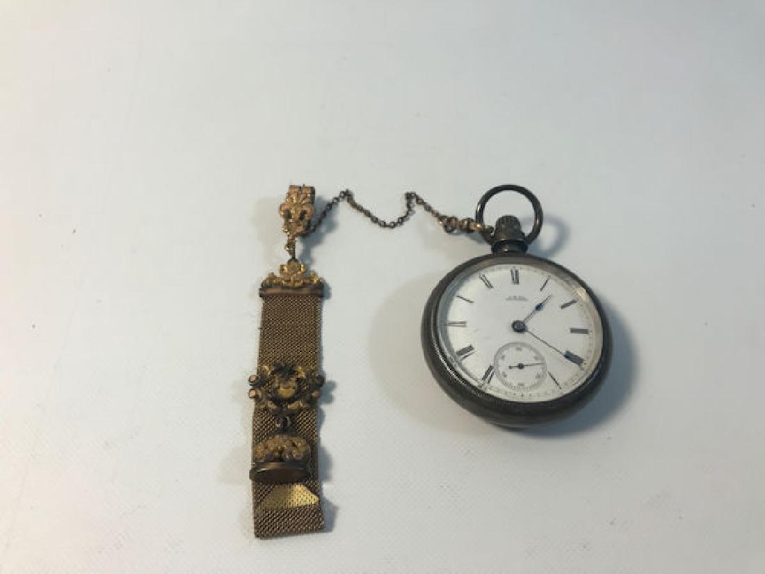 SILVER TONE POCKET WATCH ~ 2.125" W/SILVER TONE METAL (1 of 4)