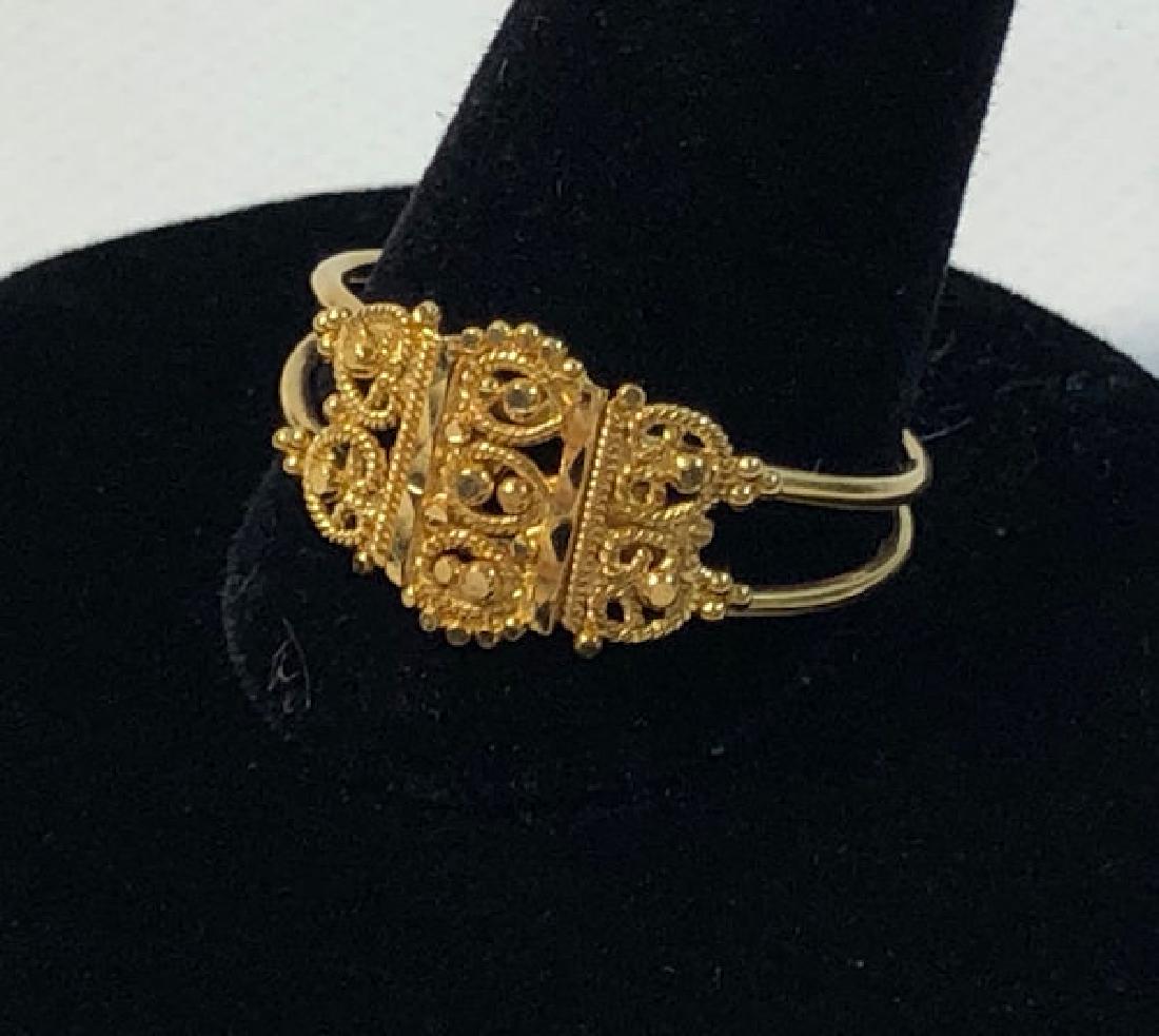 22KT GOLD RING ~ YELLOW GOLD. SPLIT SHANK SIZE 8 RING (1 of 8)