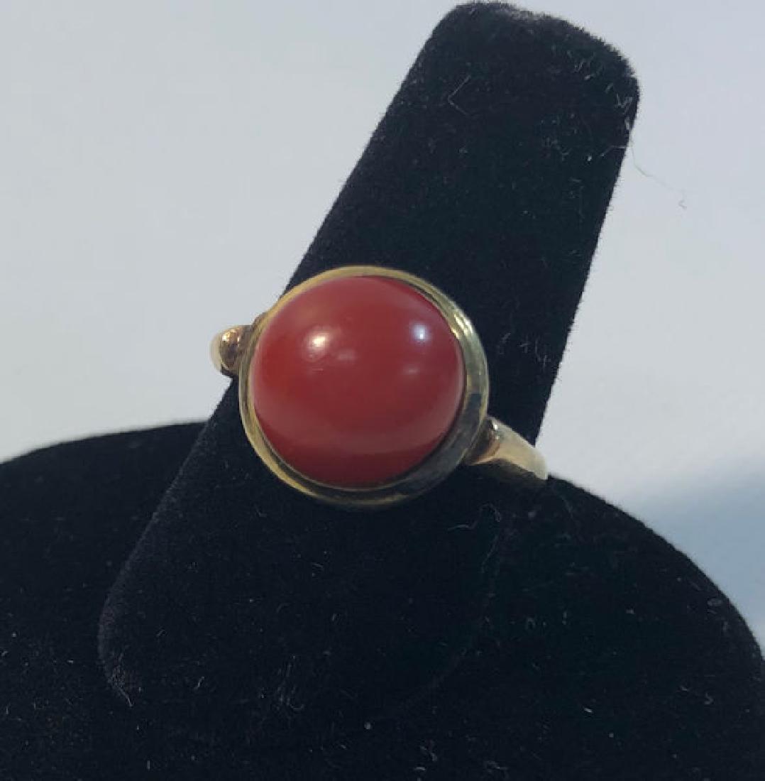 14KT YELLOW GOLD & CORAL RING ~ RED CORAL CABOCHON (1 of 5)