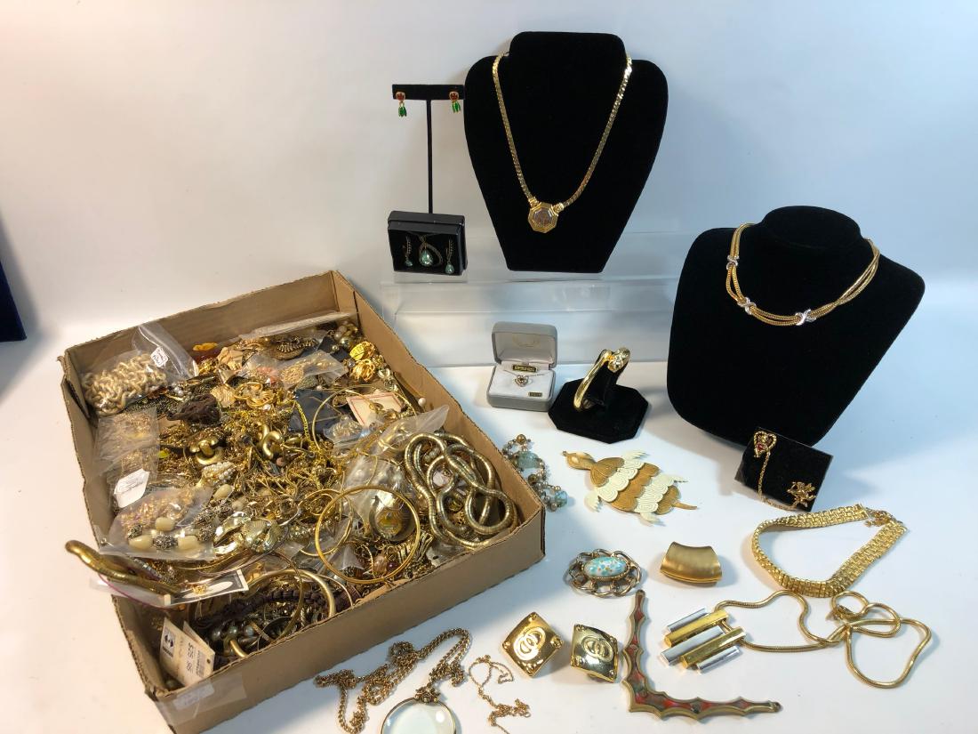 FASHION AND COSTUME JEWELRY AND ACCESSORIES BOX LOT ~ (1 of 10)