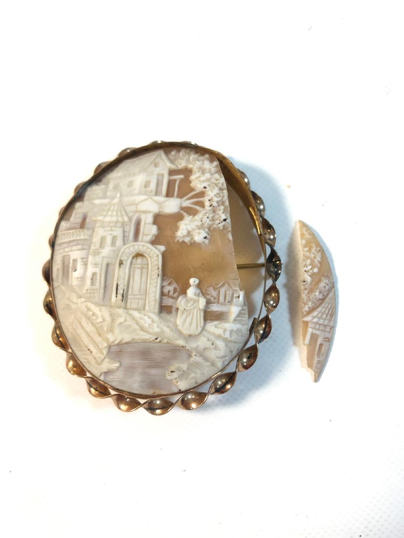 VINTAGE CAMEO PIN ~ HAND CARVED SHELL CAMEO W/ VILLAGE (1 of 6)