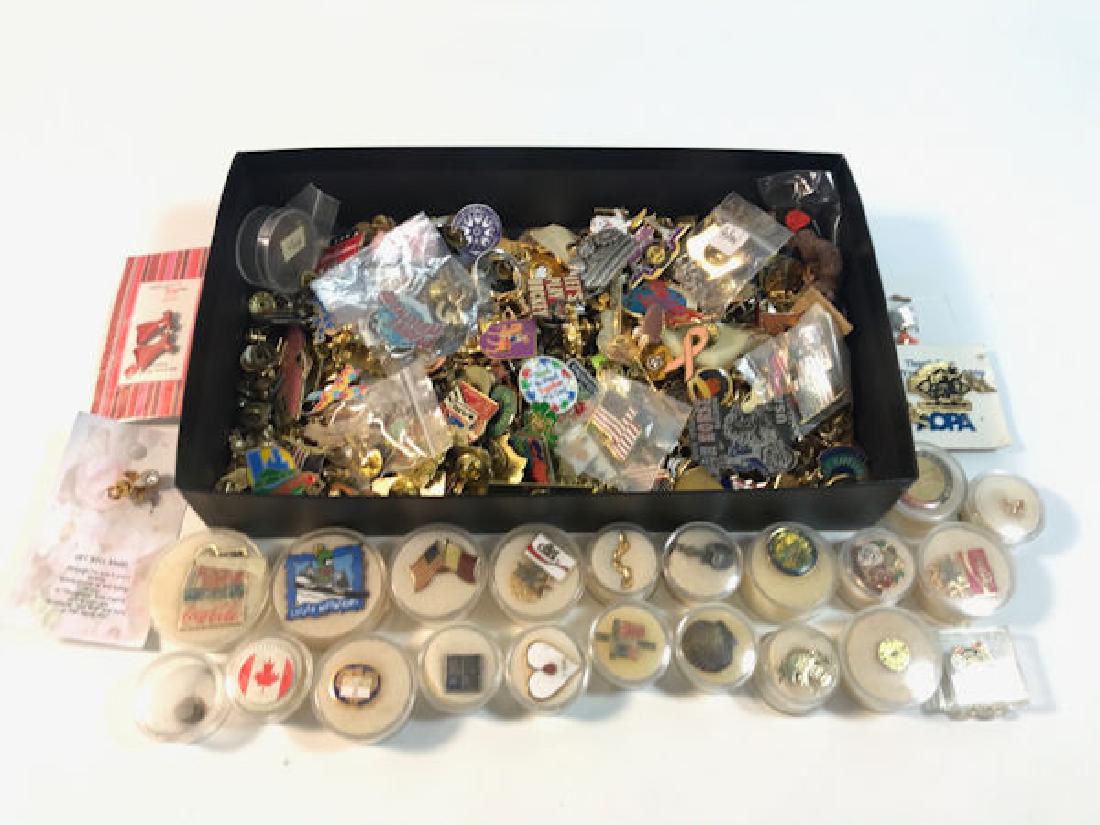 BOX LOT TACK PINS ~ HUGE LOT OF OVER A HUNDRED: BOX LOT TACK PINS ~ HUGE LOT OF OVER A HUNDRED STICK/TACK PINS. SOME IN SMALLCASES. SOME NEW-OLD-STOCK ON CARDS. STYLES INCL. HARD ROCK, OLYMPIC, PATRIOTIC,DISNEY, AND RELIGIOUS PINS.