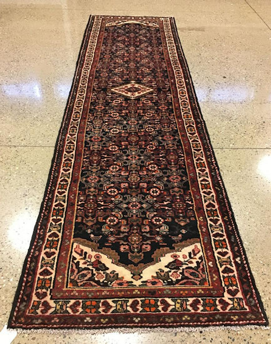 ORIENTAL RUG PERSIAN MAHAL RUNNER CIRCA, 1960's, 3'8" X (1 of 2)