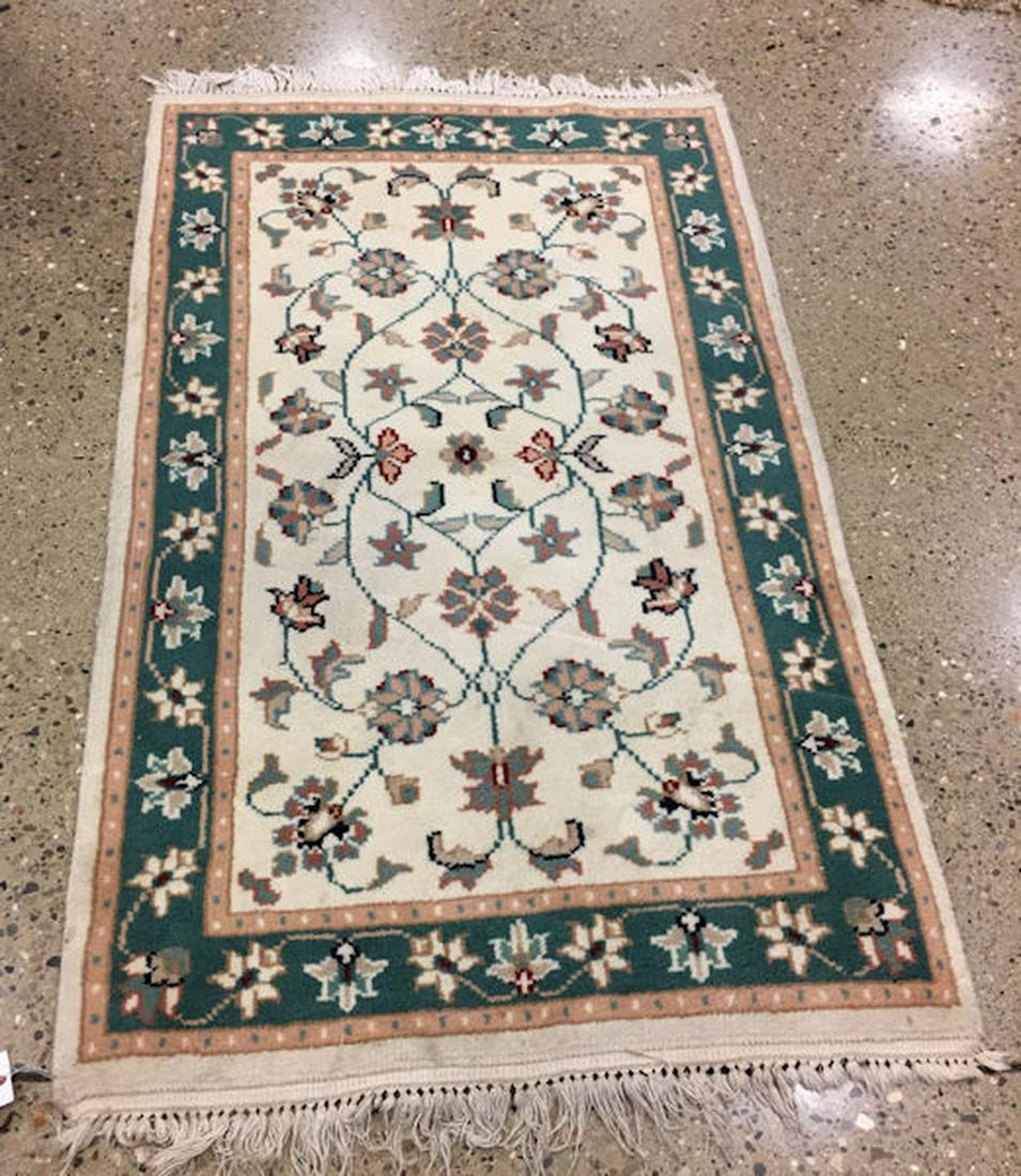 ORIENTAL RUG INDO PERSIAN KASHAN, 3' X 4'11" (1 of 2)