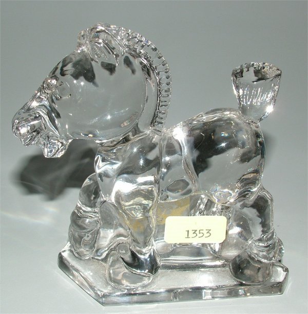 HEISEY SPARK PLUG HORSE: HEISEY SPARK PLUG HORSE