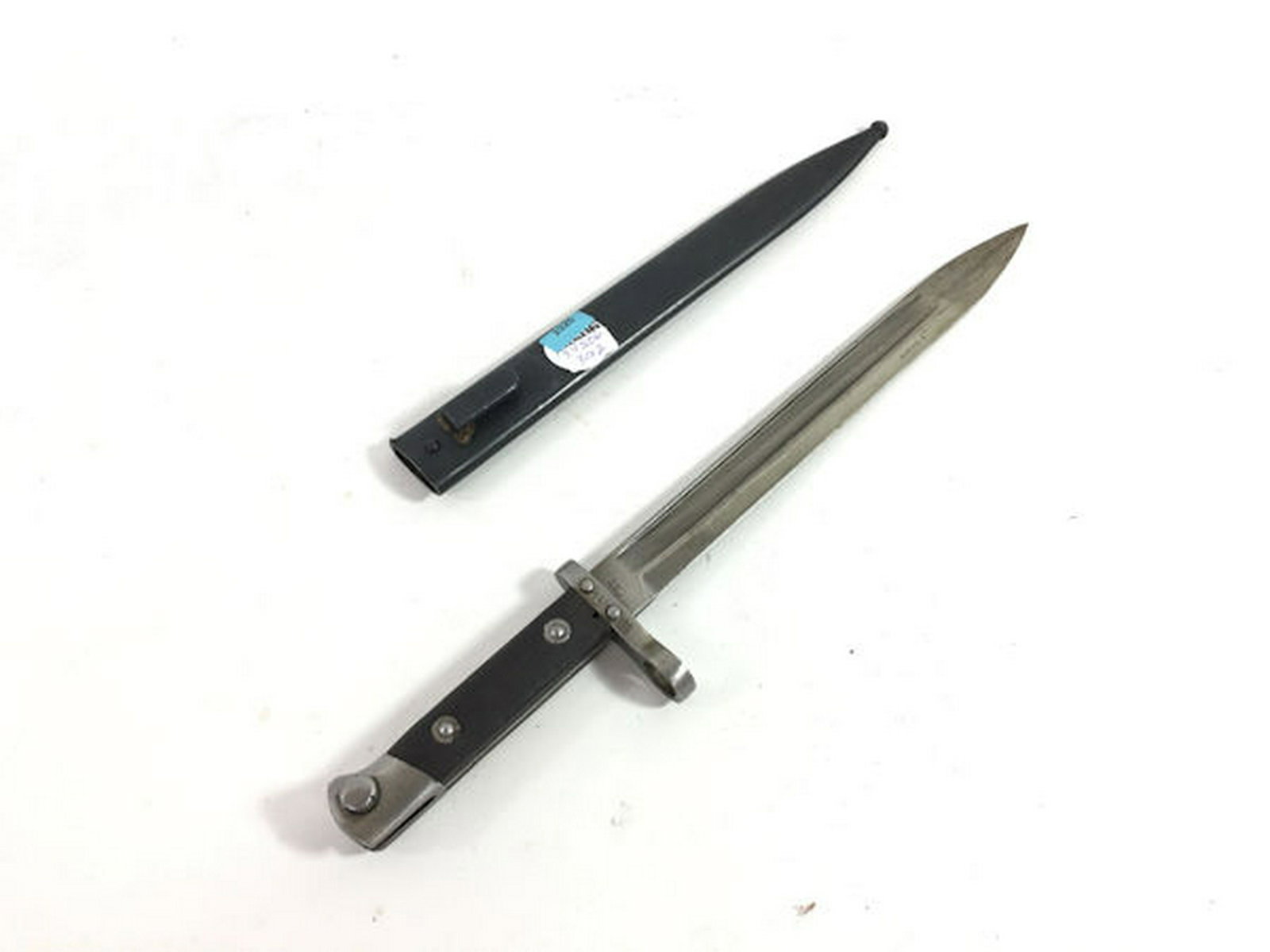 CSZ BAYONET WITH SHEATH FOR STEYR MODEL 95 7.65 CALIBER: CSZ BAYONET WITH SHEATH FOR STEYR MODEL 95 7.65 CALIBER BOLT RIFLE