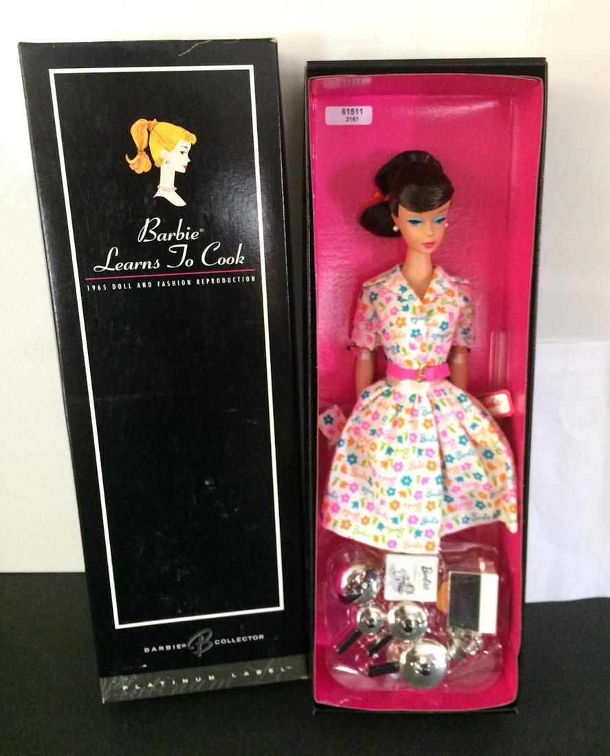NRFB PLATINUM LABEL "BARBIE LEARNS TO COOK". COMES WITH (1 of 1)