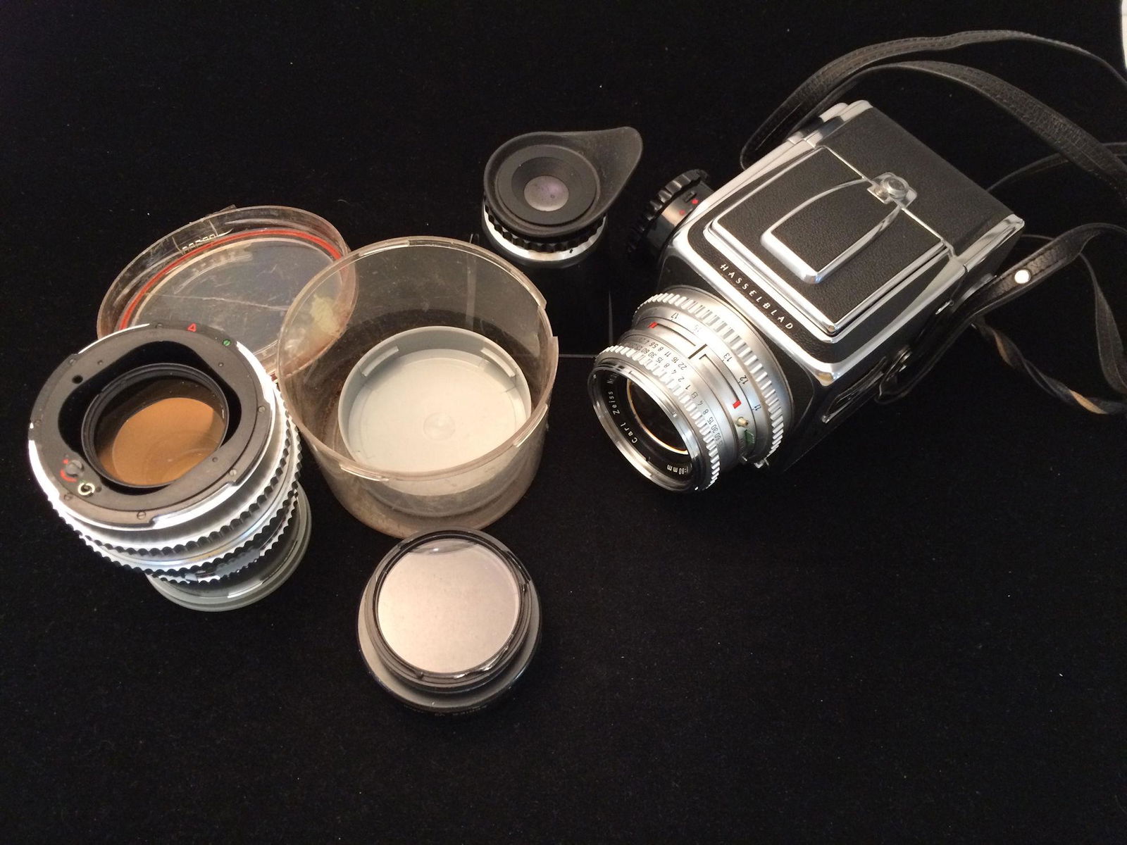 HASSELBLAD CAMERA 500C MADE IN SWEDEN, CARL ZEISS (1 of 1)