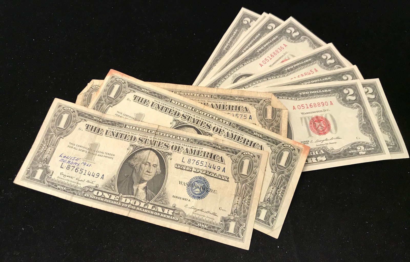 U.S. CURRENCY INCLUDING 11 TWO DOLLAR RED SEAL NOTES (1 of 1)