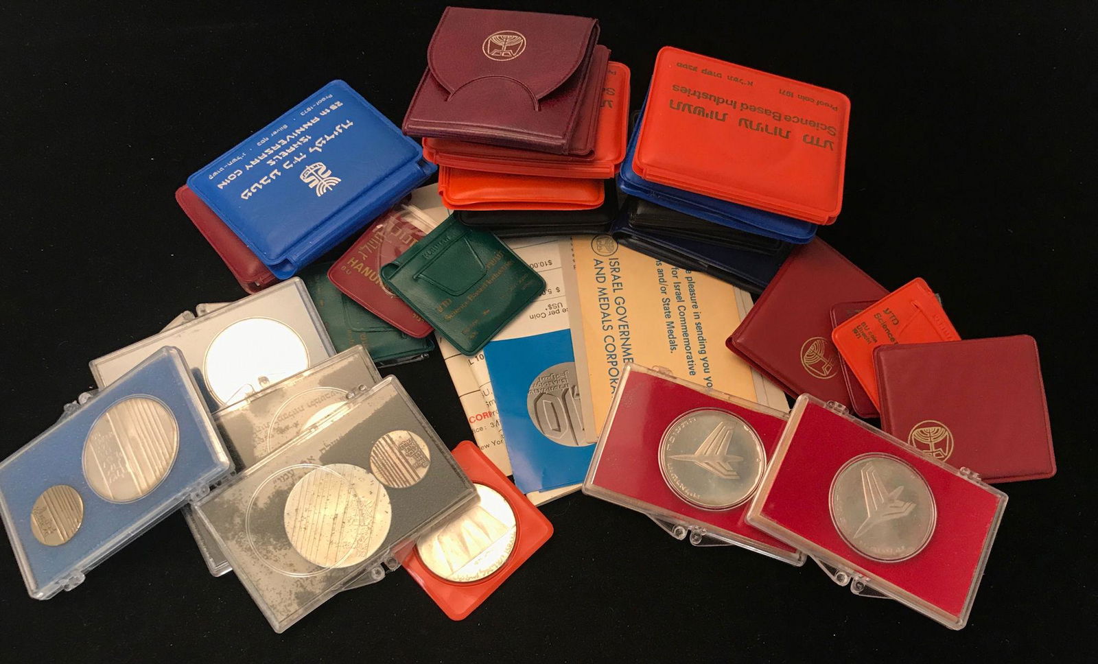 27 ISRAELI SILVER COMMEMORATIVE COINS (1 of 1)