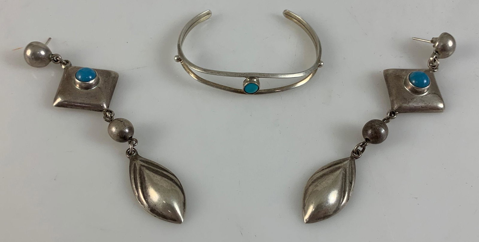 STERLING SILVER & TURQUOISE ACCESSORIES (1 of 7)