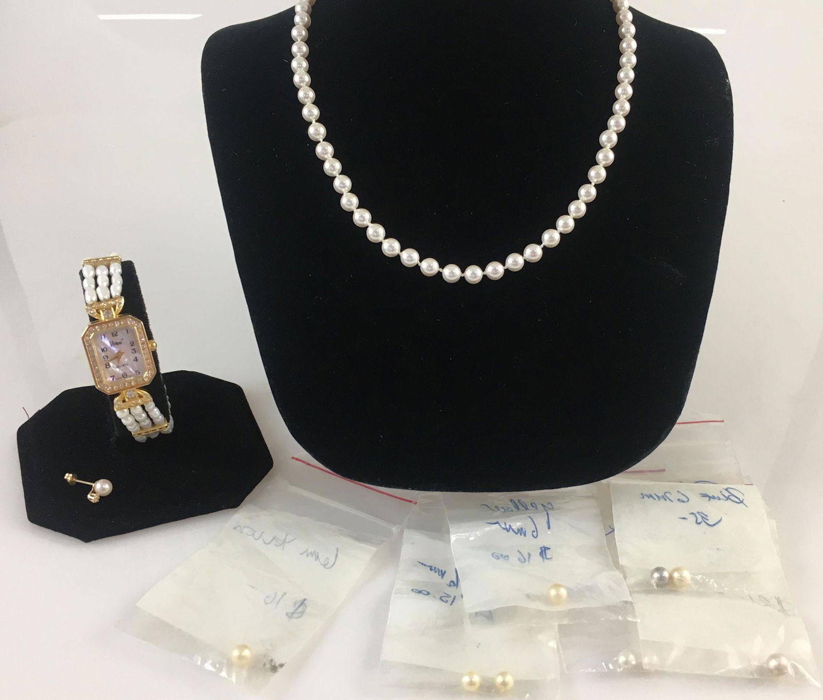 PEARLS AND FAUX PEARL ACCESSORIES (1 of 6)