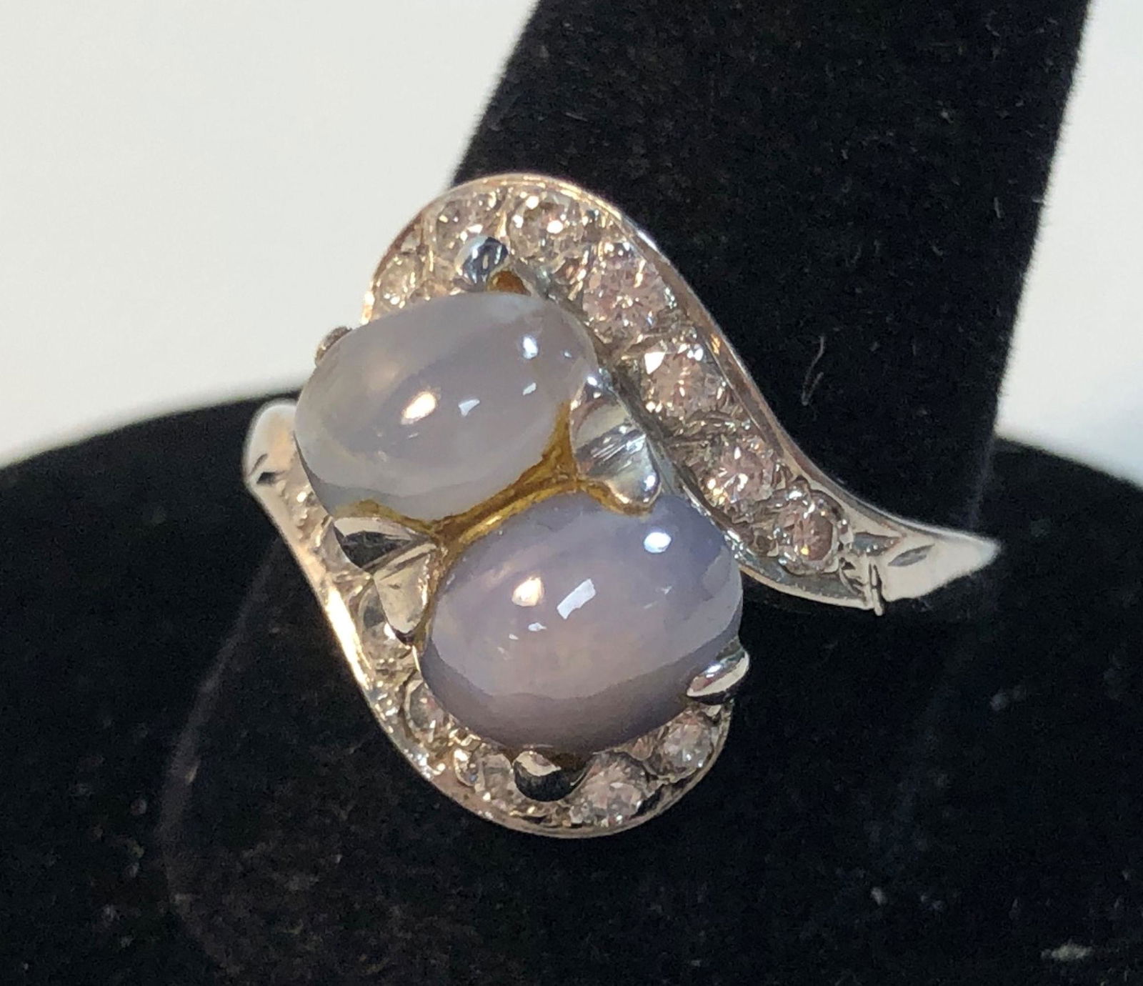 14KT WHITE GOLD & DIAMOND RING (1 of 7)