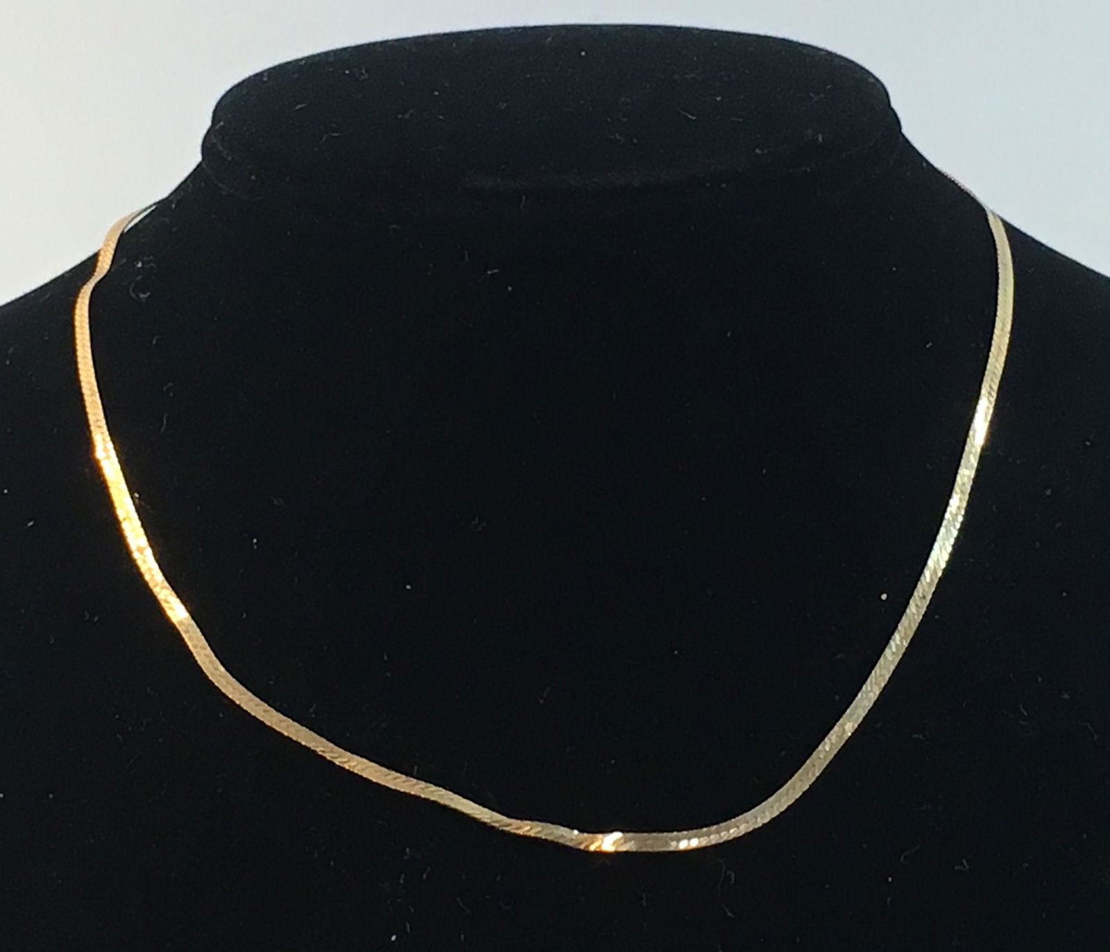 14KT GOLD NECKLACE (1 of 3)