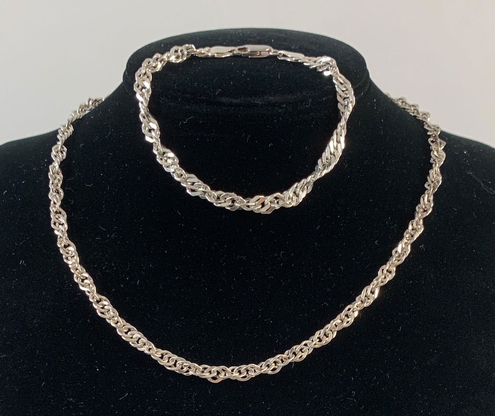 STERLING NECKLACE & BRACELET (1 of 6)