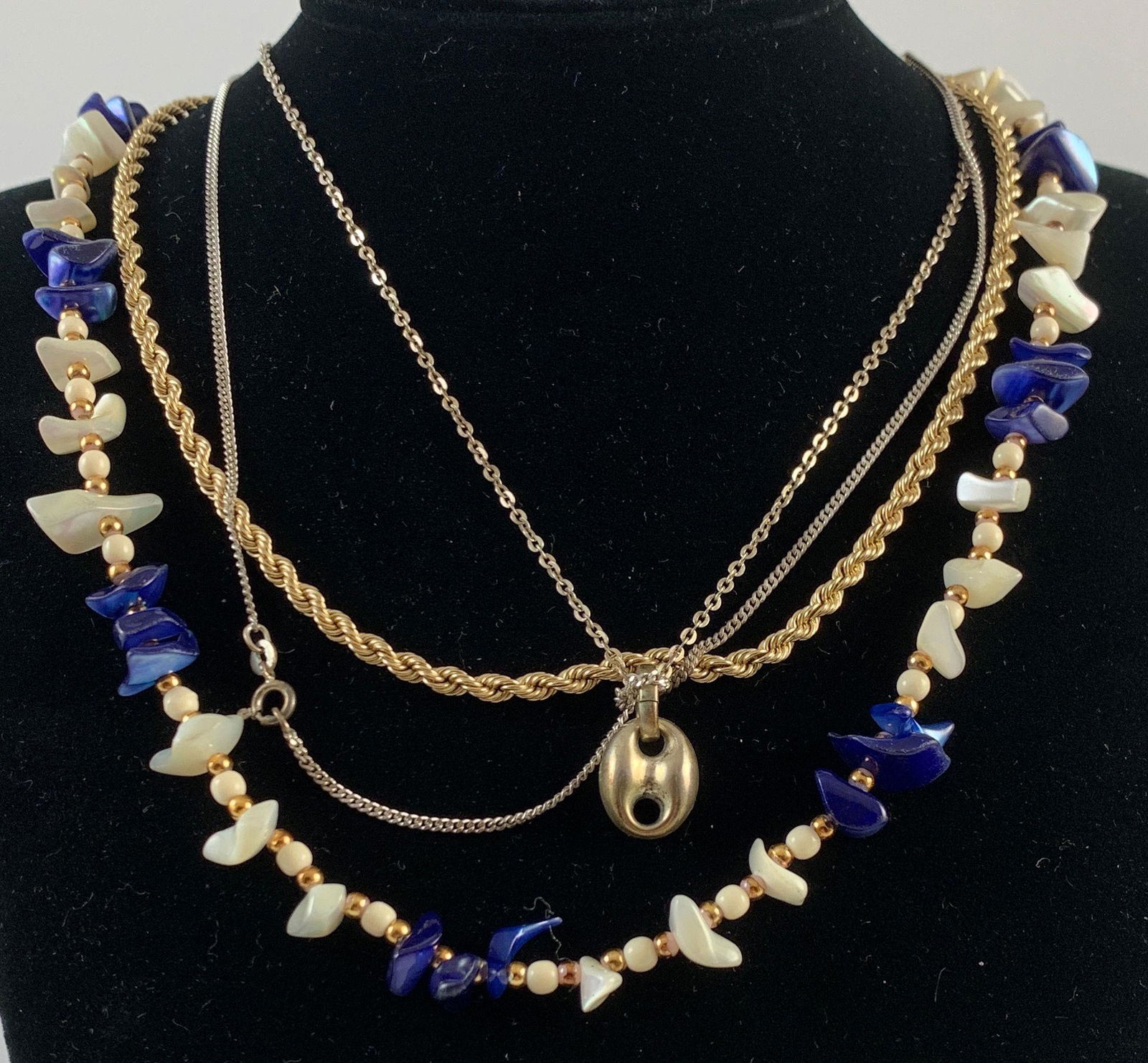 FOUR NECKLACES (1 of 5)