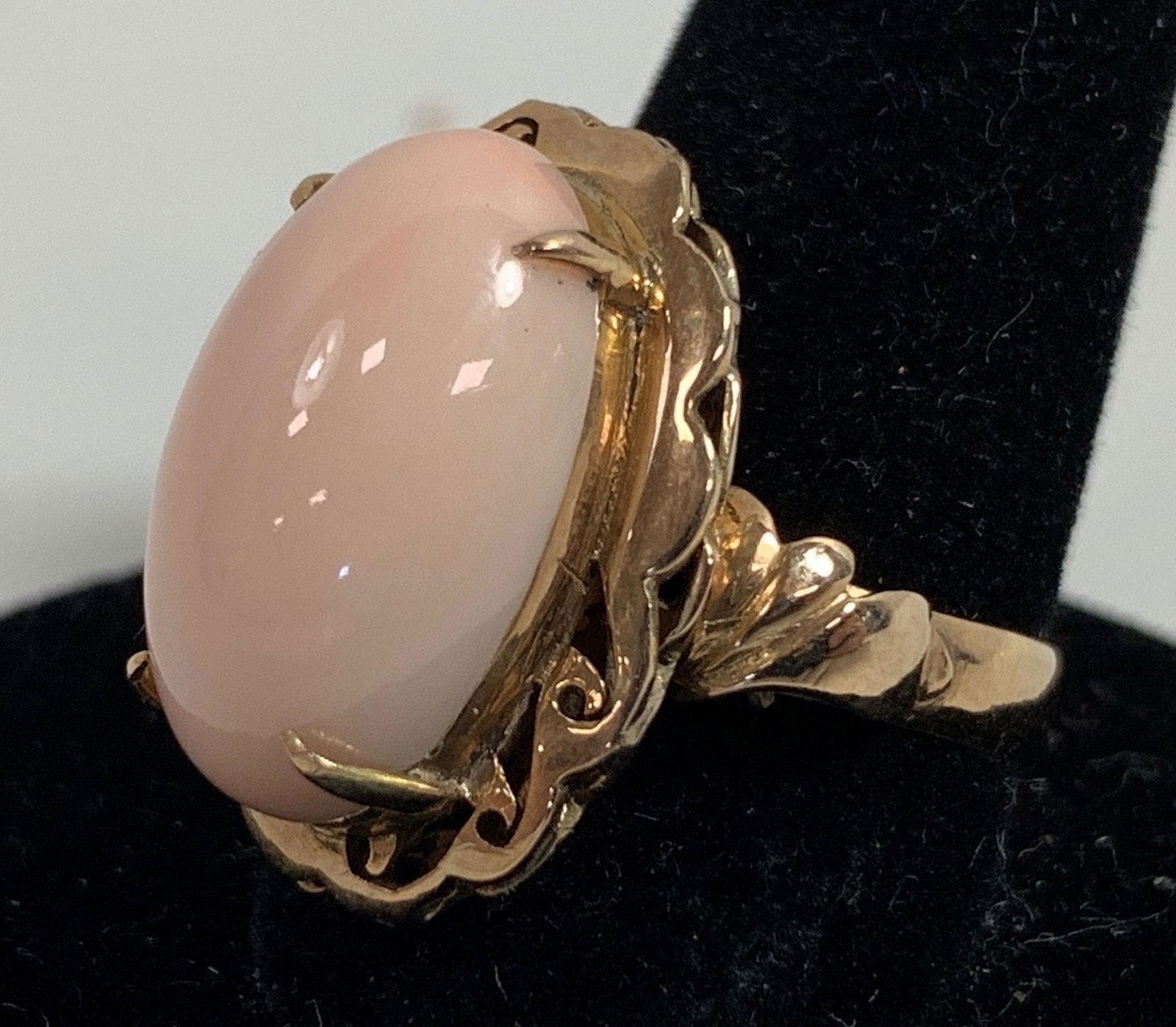 CORAL & GOLD RING (1 of 4)