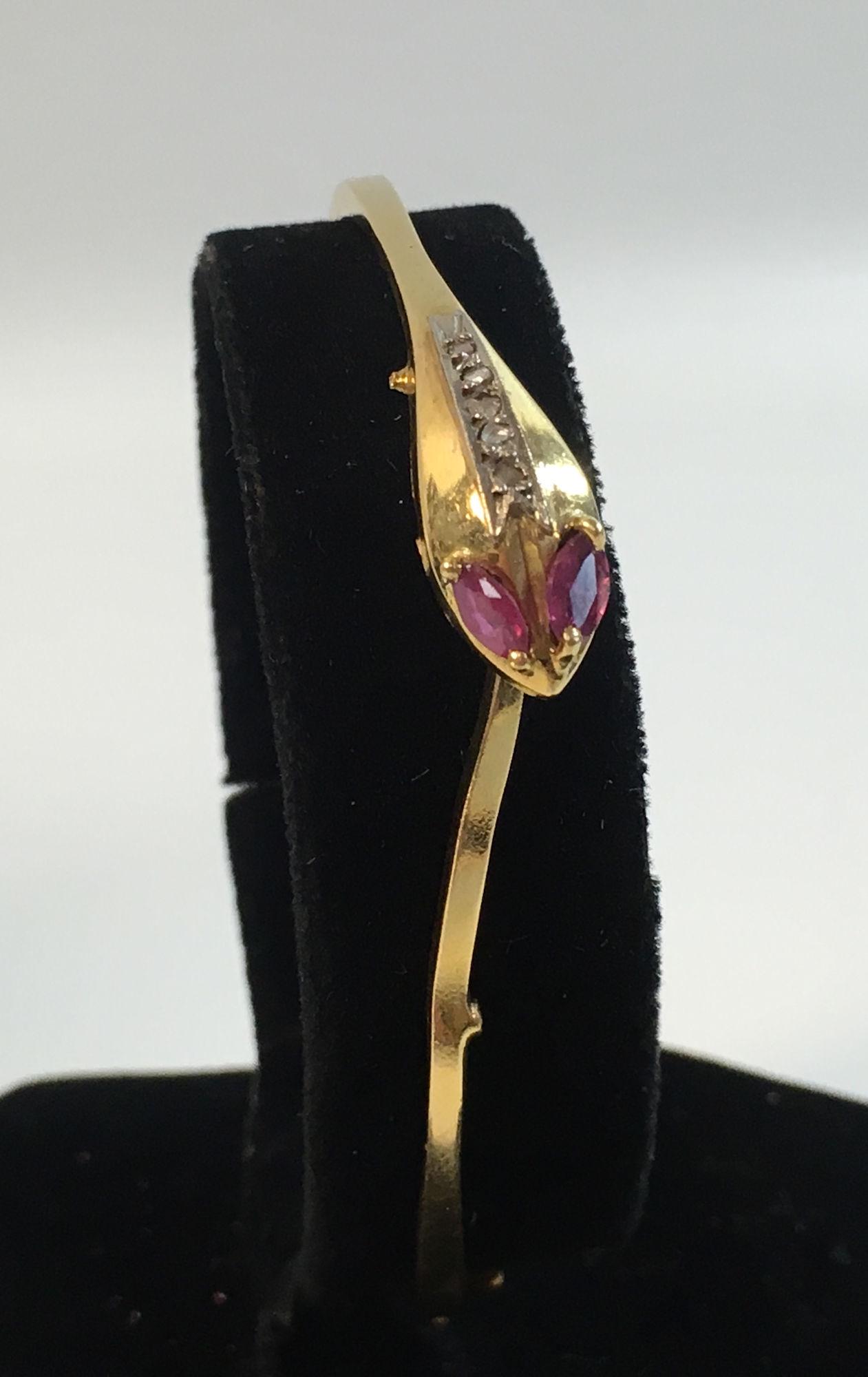 18KT GOLD SNAKE BANGLE (1 of 3)