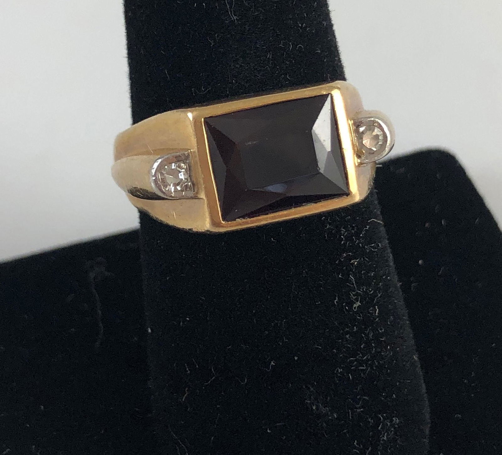 VINTAGE MEN'S FASHION RING (1 of 4)