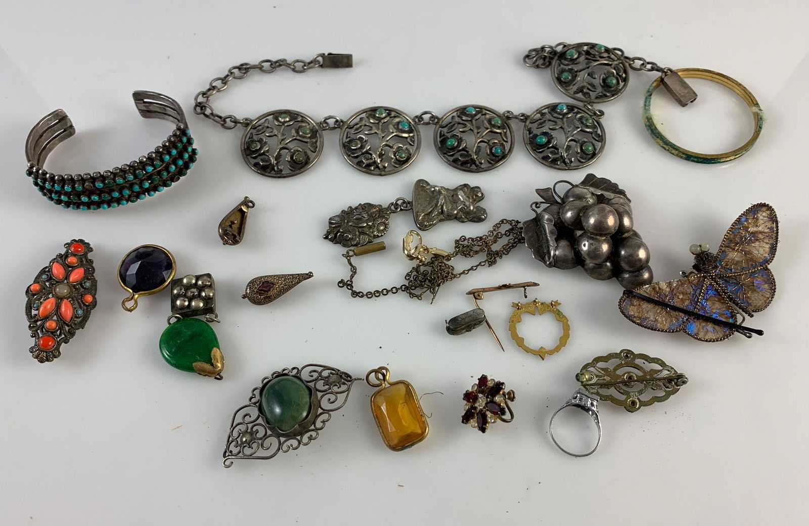 SOUTHWESTERN STYLE JEWELRY LOT (1 of 4)