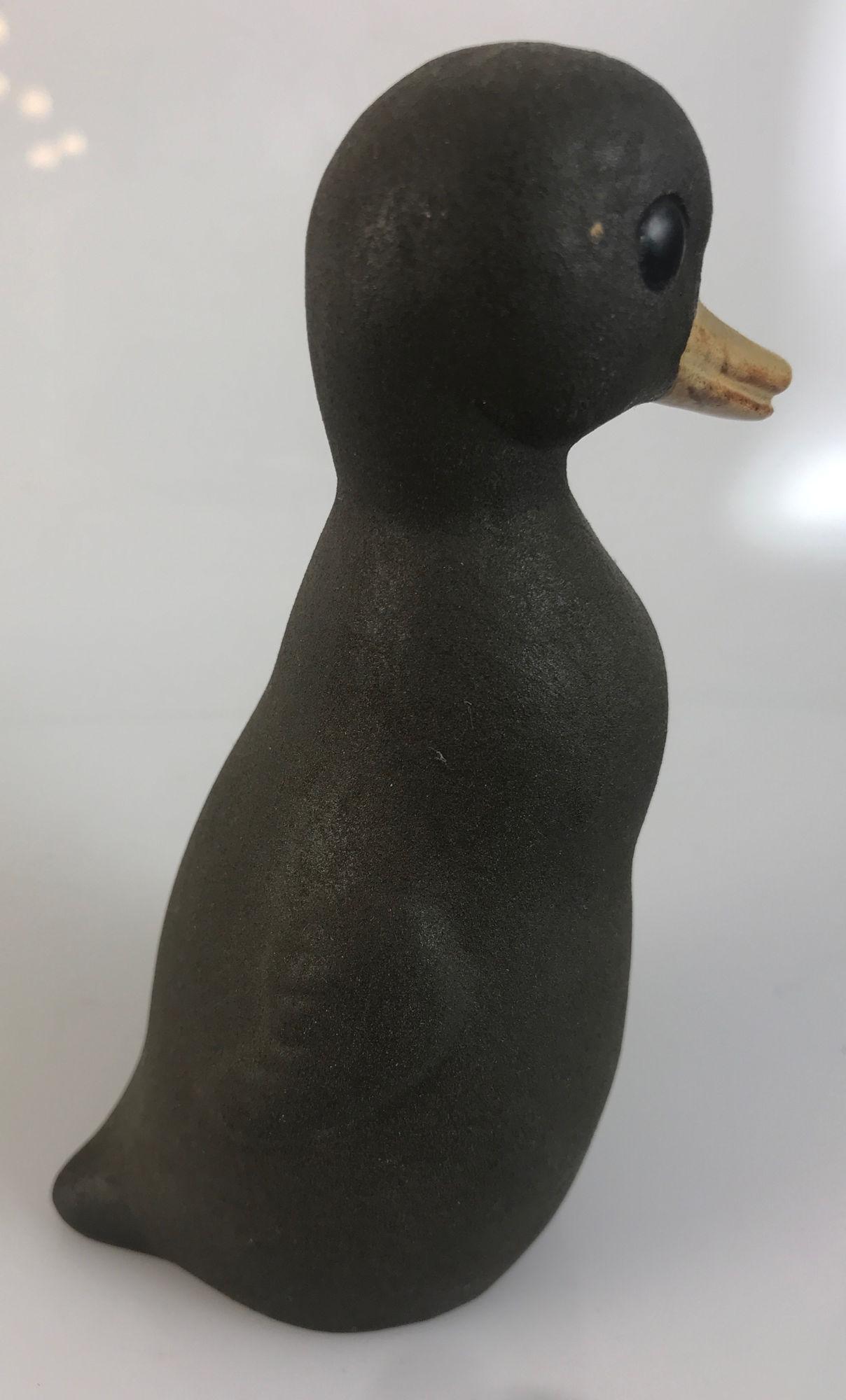 NICODEMUS ART POTTERY ″MR. DUCK″ FLAT MATTE: NICODEMUS ART POTTERY ″MR. DUCK″ FLAT MATTE FINISH, 5½″ H. PAPER LABEL.