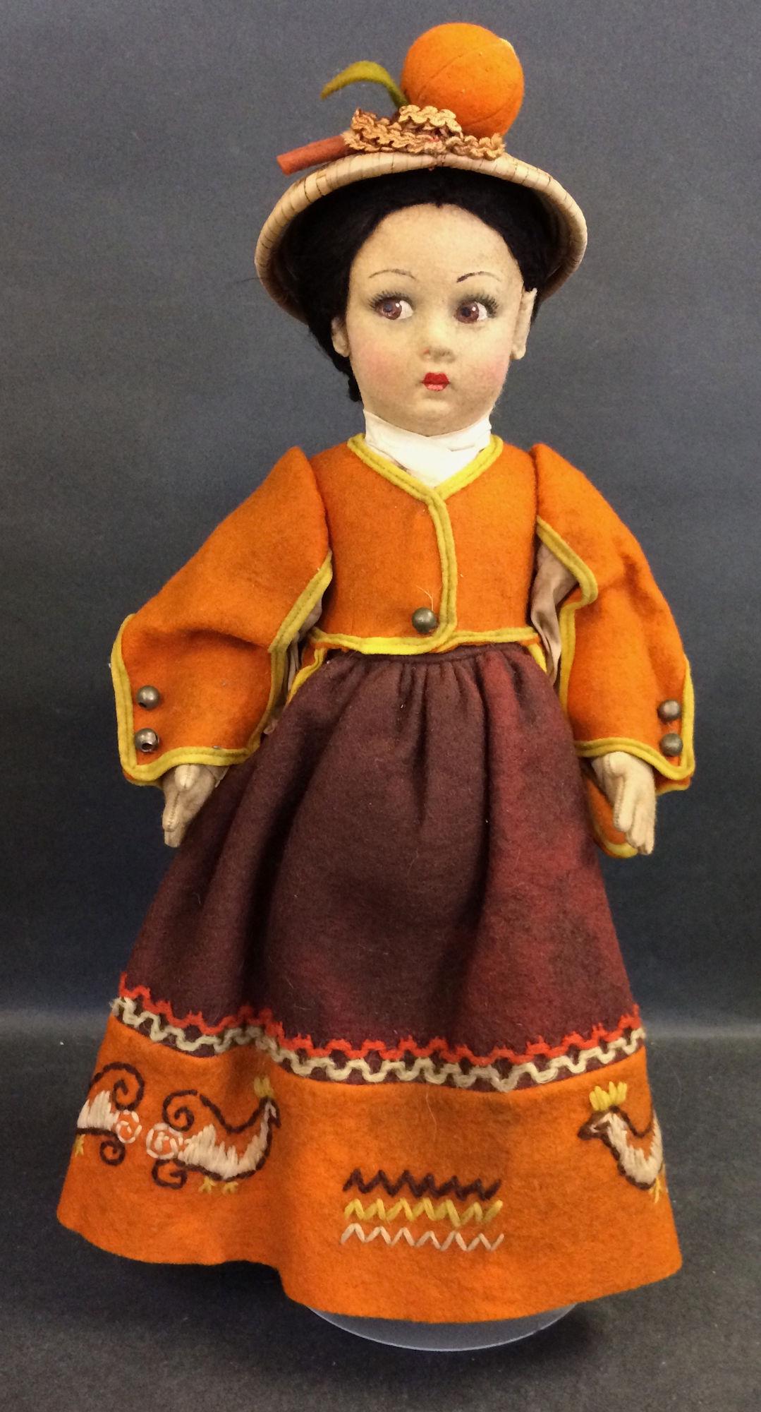 14" LENCI "LUCIA" FACE GIRL. MOLDED AND PAINTED FELT (1 of 3)