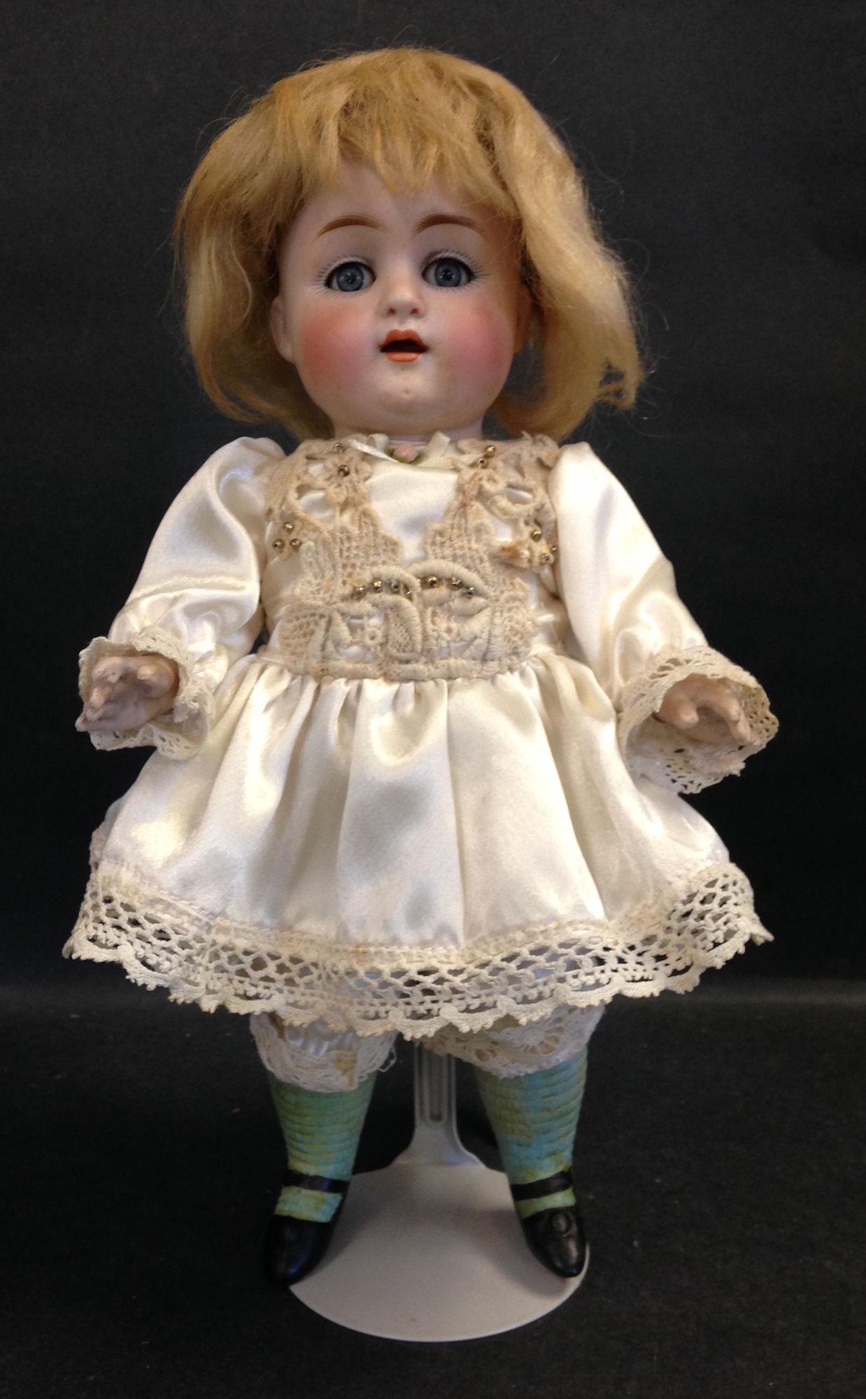 11" KESTNER 150 ALL BISQUE CHILD. GLASS SLEEP EYES, (1 of 4)