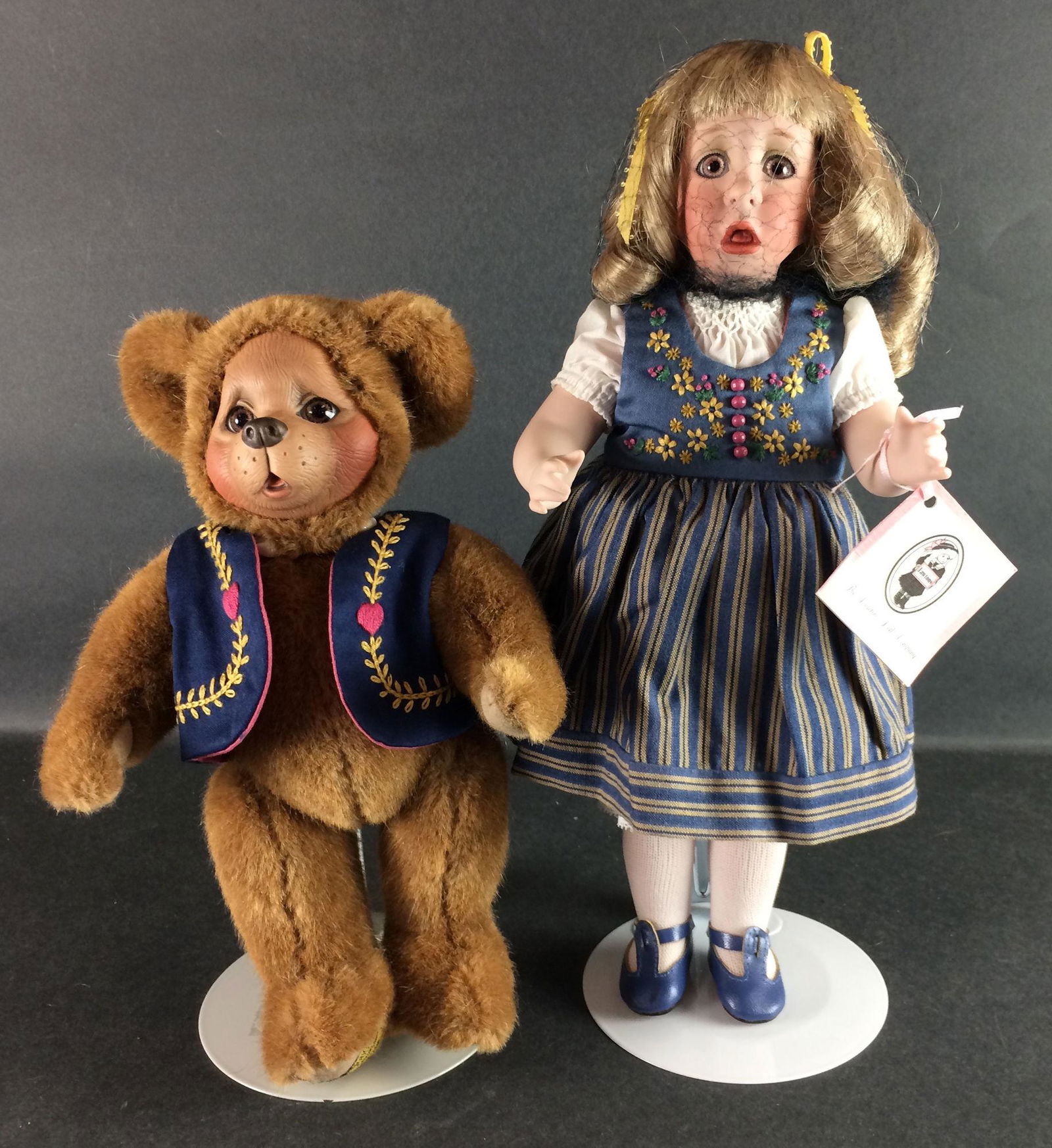 WENDY LAWTON FOLK TALES AND FAIRY STORIES "GOLDILOCKS (1 of 1)