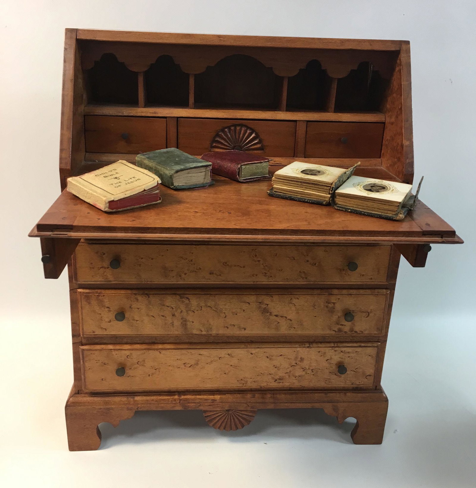 MINIATURE HAND CRAFTED BIRDSEYE MAPLE CHIPPENDALE STYLE (1 of 2)