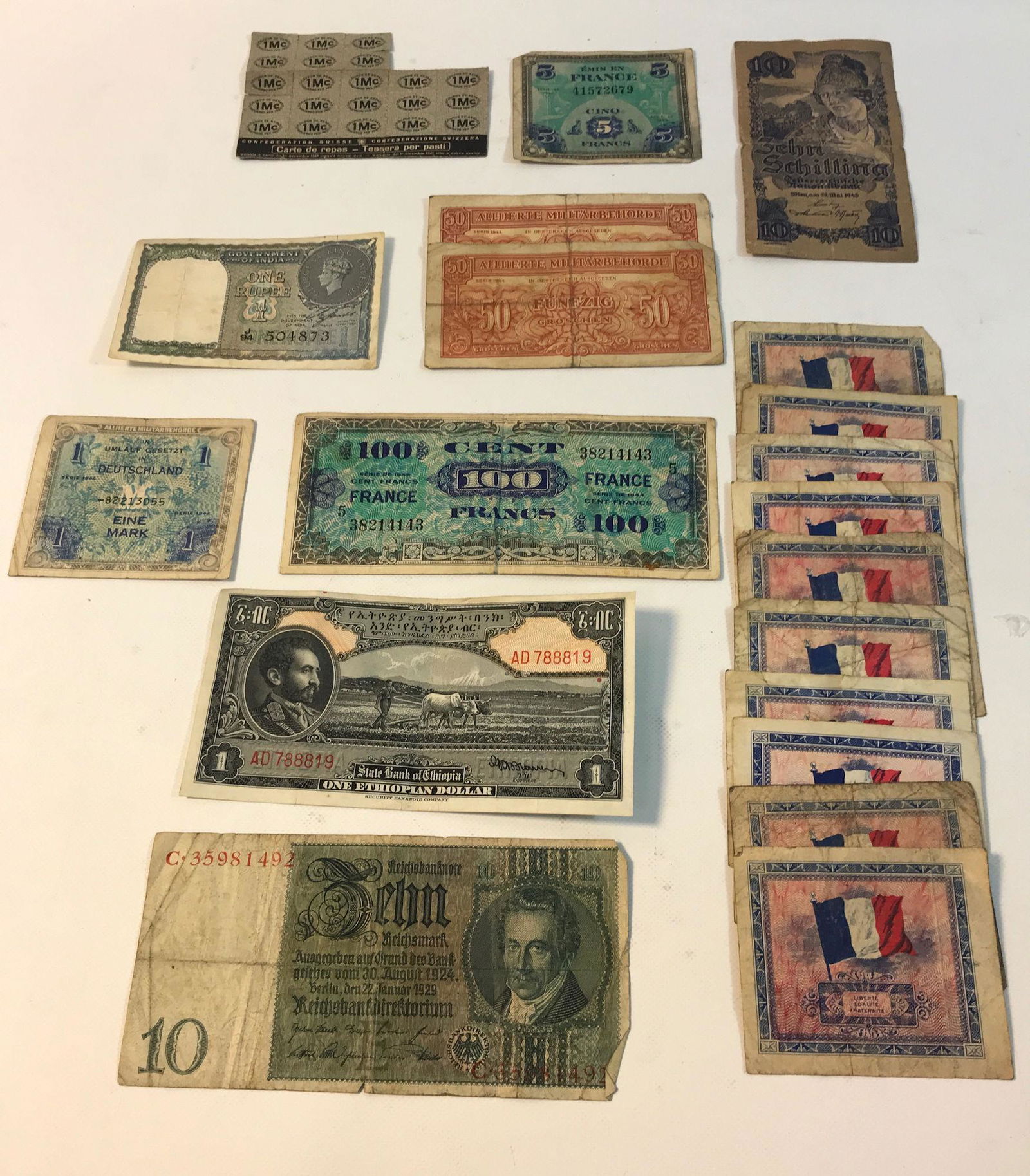 LOT ASSORTED OLD PAPER CURRENCY (1 of 20)