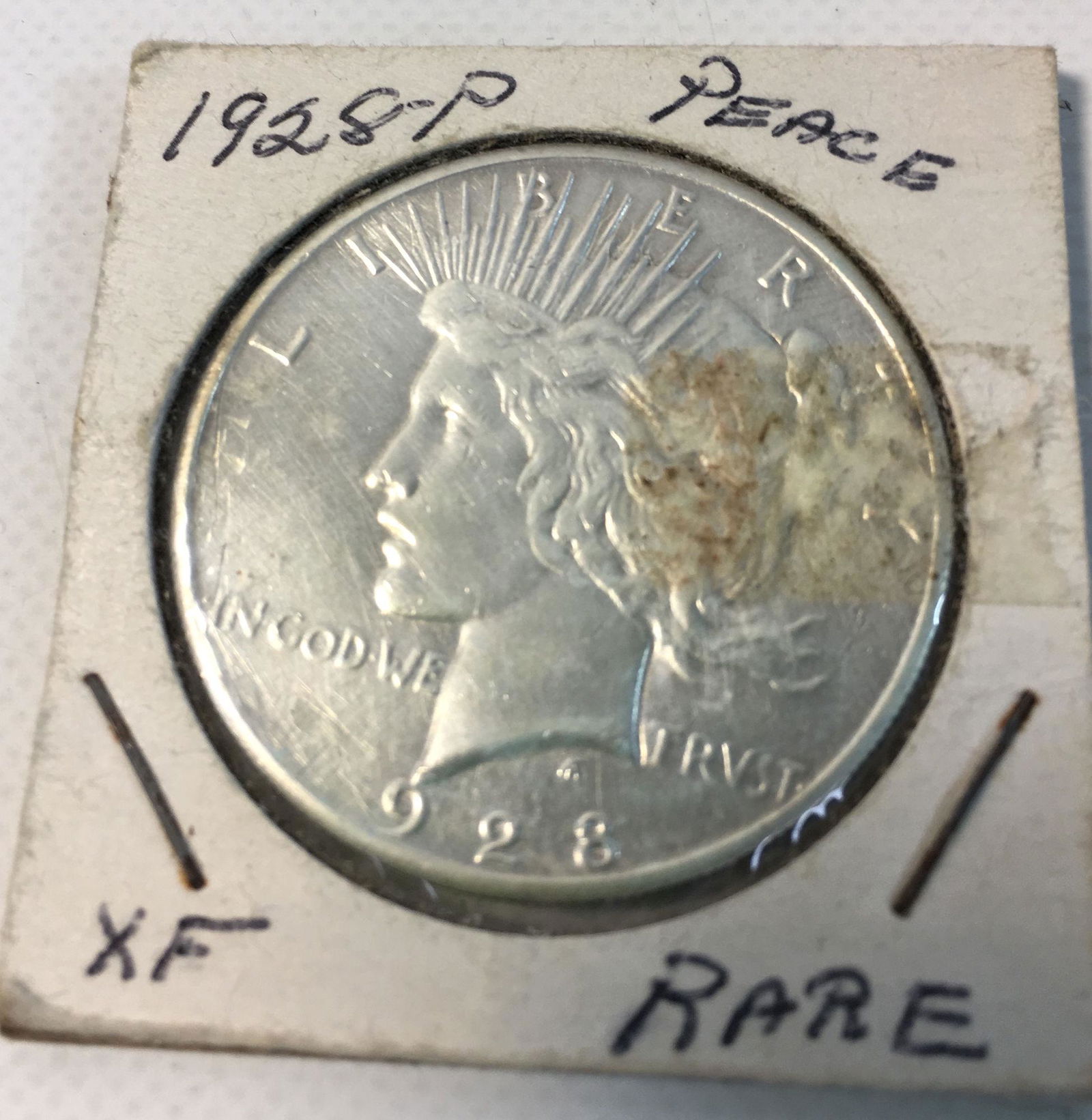 UNITED STATES SILVER DOLLAR COIN (1 of 2)