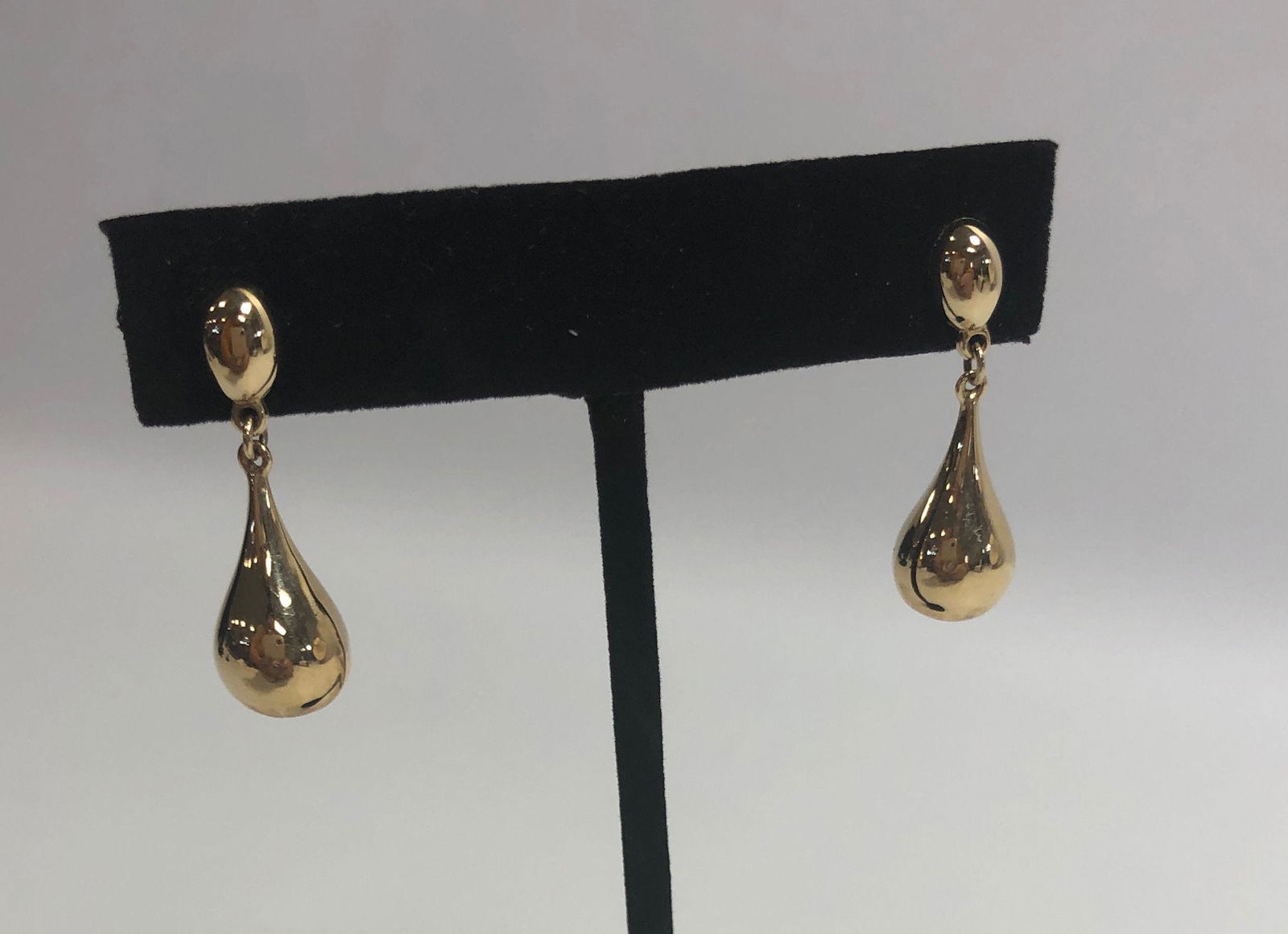 14KT YELLOW GOLD EARRINGS (1 of 6)