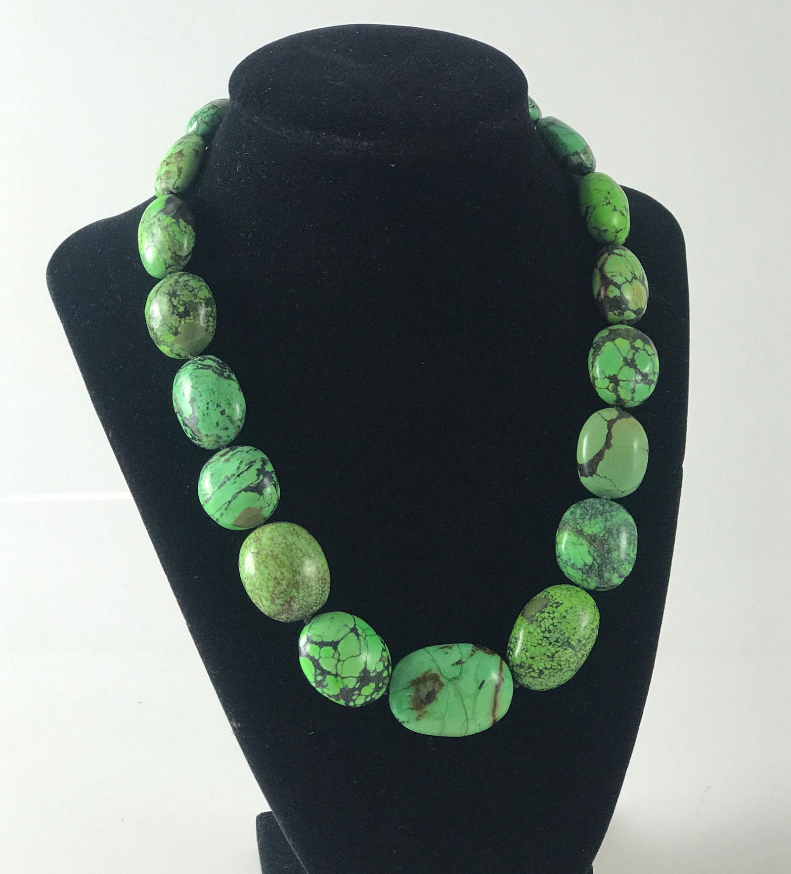 GREEN TURQUOISE NECKLACE (1 of 5)