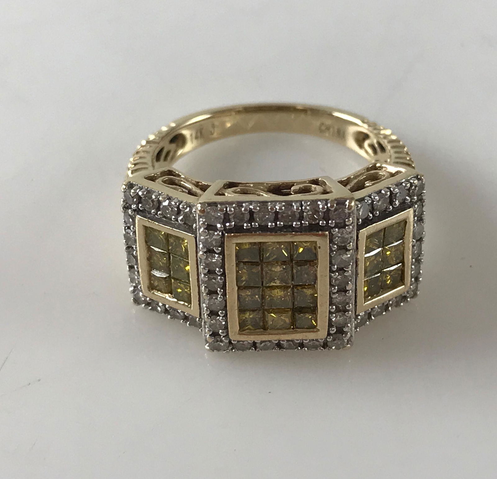 GOLD AND DIAMOND CLUSTER RING (1 of 7)