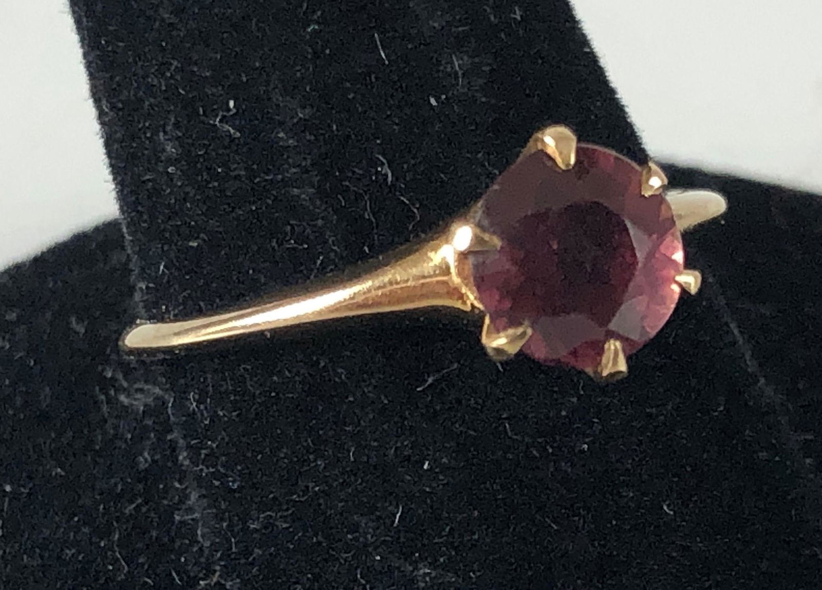 14KT YELLOW GOLD AND GEMSTONE RING (1 of 5)