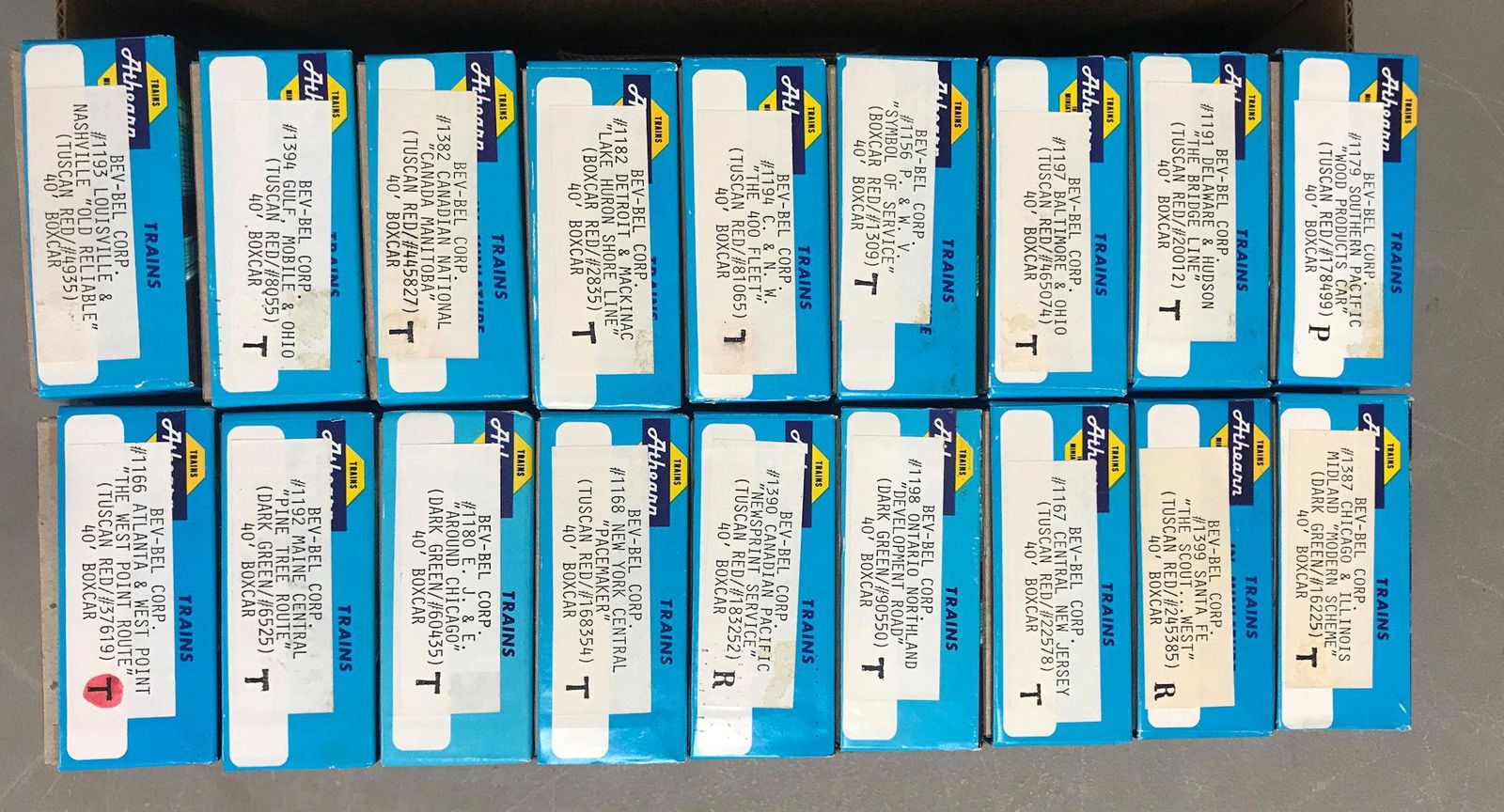 LOT 18 ATHEARN HO GAUGE ROLLING STOCK KITS. NIB (1 of 1)