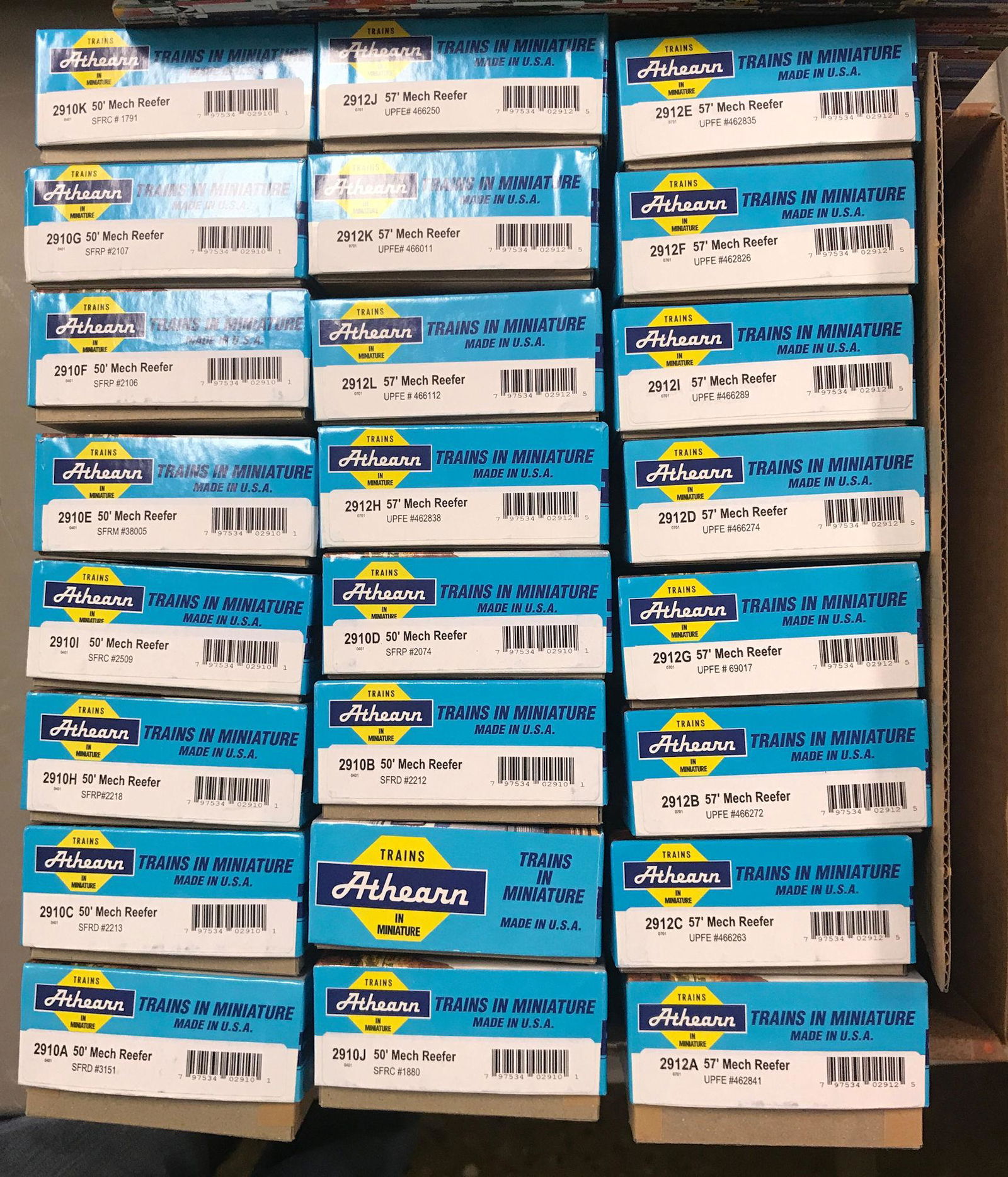 LOT 24 ATHEARN HO GAUGE ROLLING STOCK KITS. NIB (1 of 1)