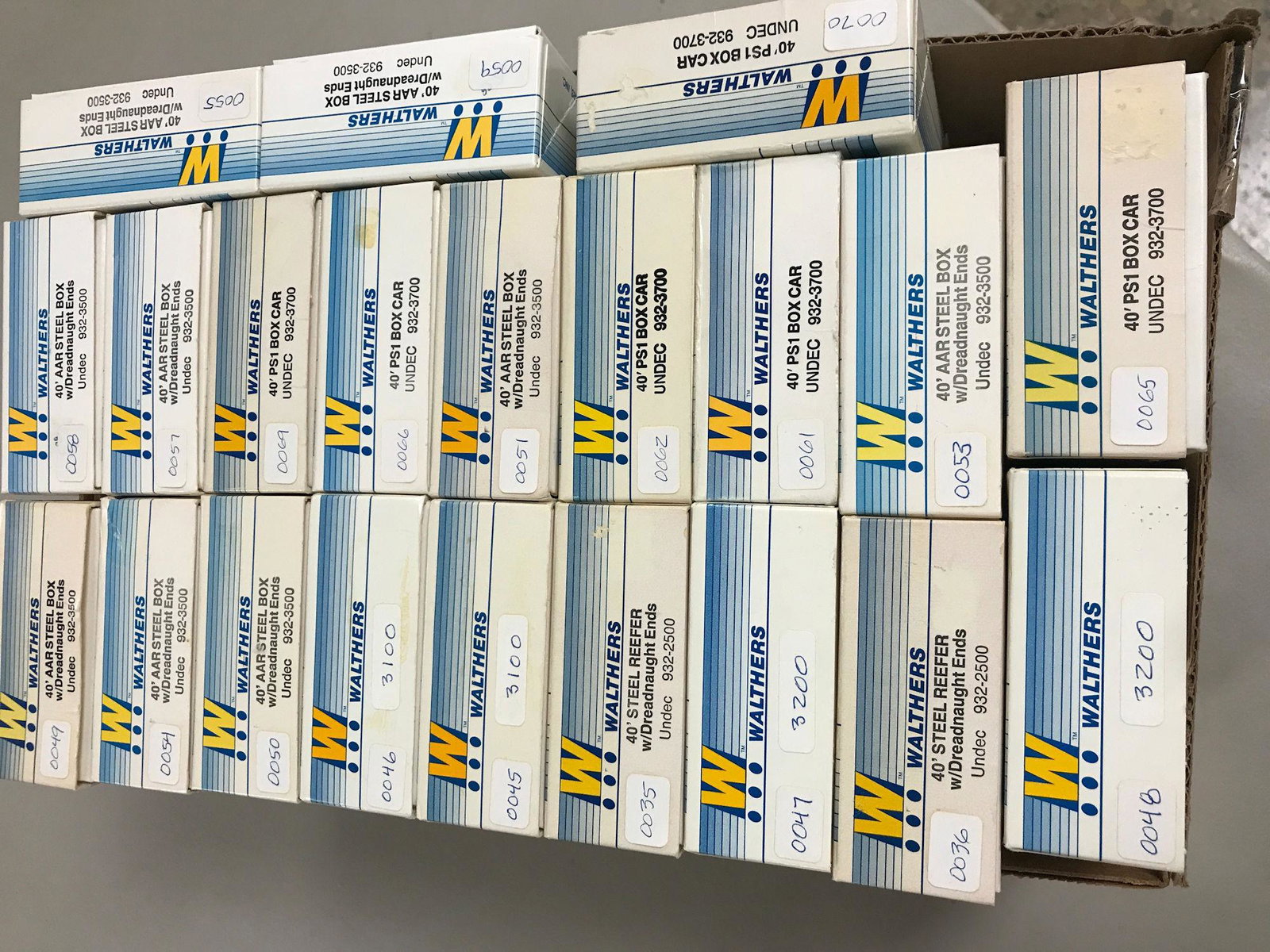 LOT 21 WALTHERS HO GAUGE ROLLING STOCK KITS. NIB (1 of 1)